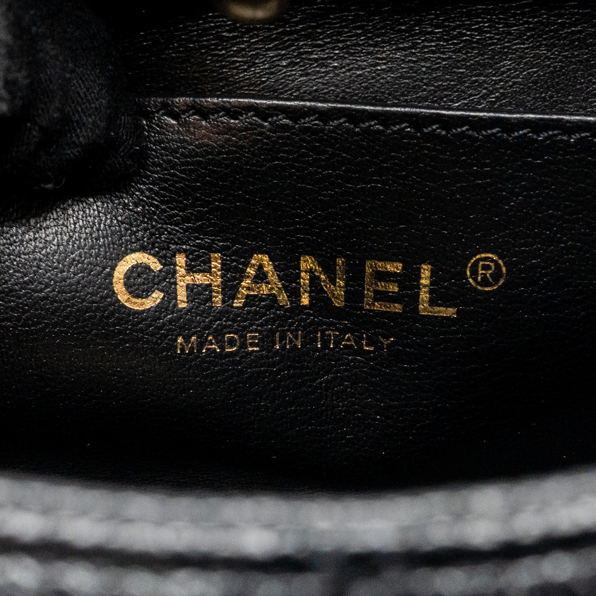 chanel-quilted-hobo-caviar-black-ghw-microchip
