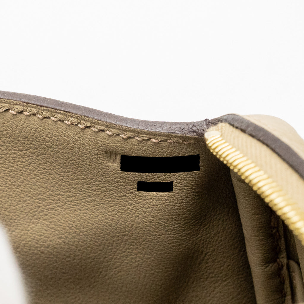 hermes-lindy-white