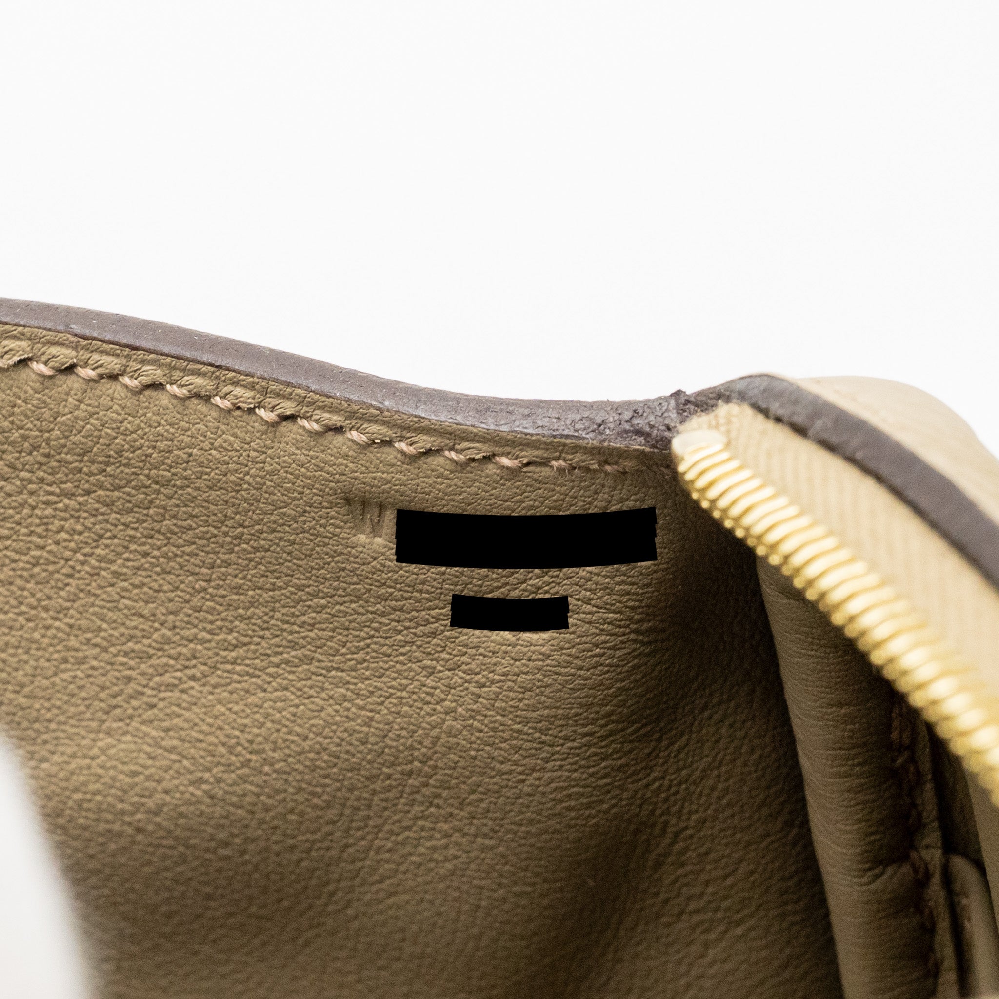 hermes-lindy-white