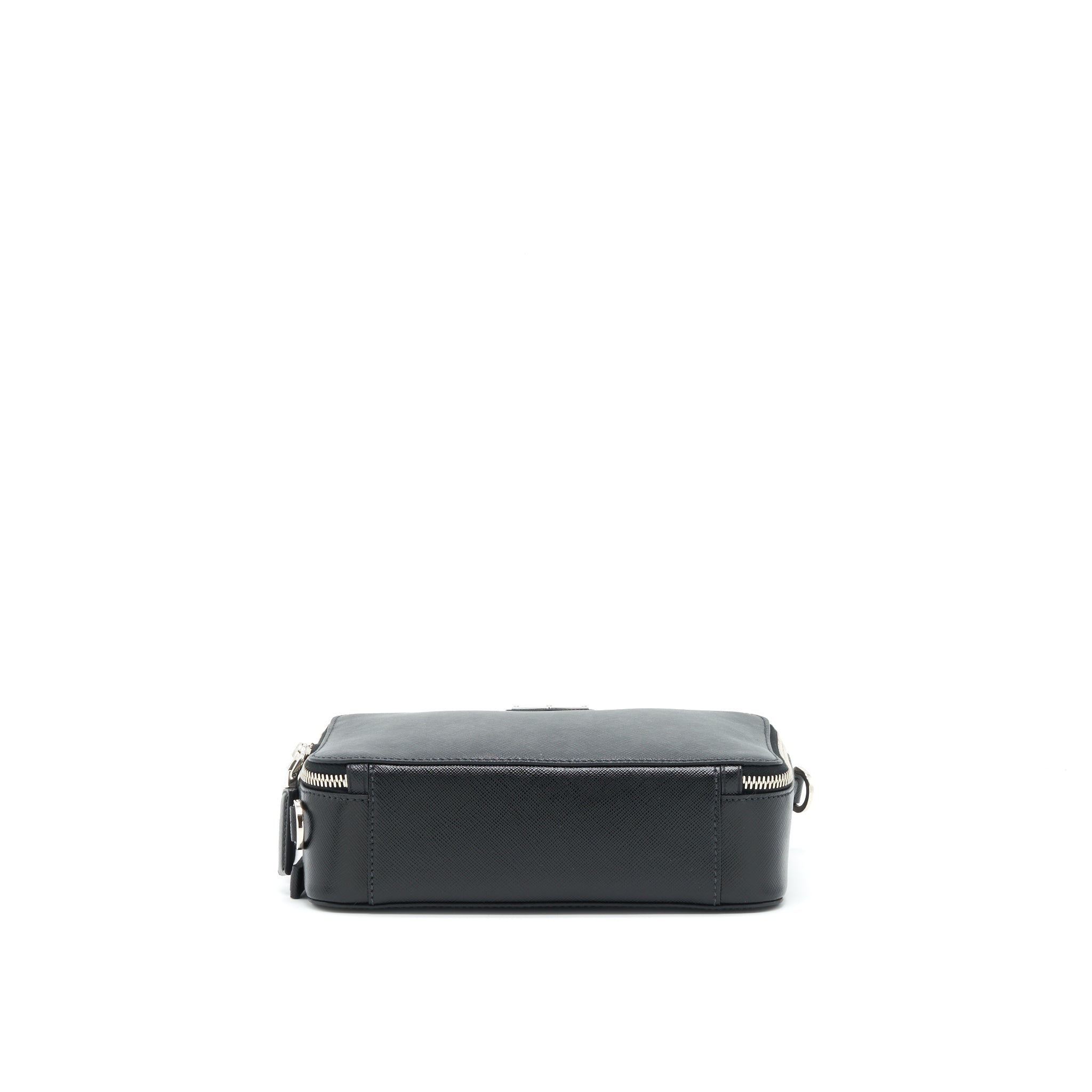 prada-saffiano-black