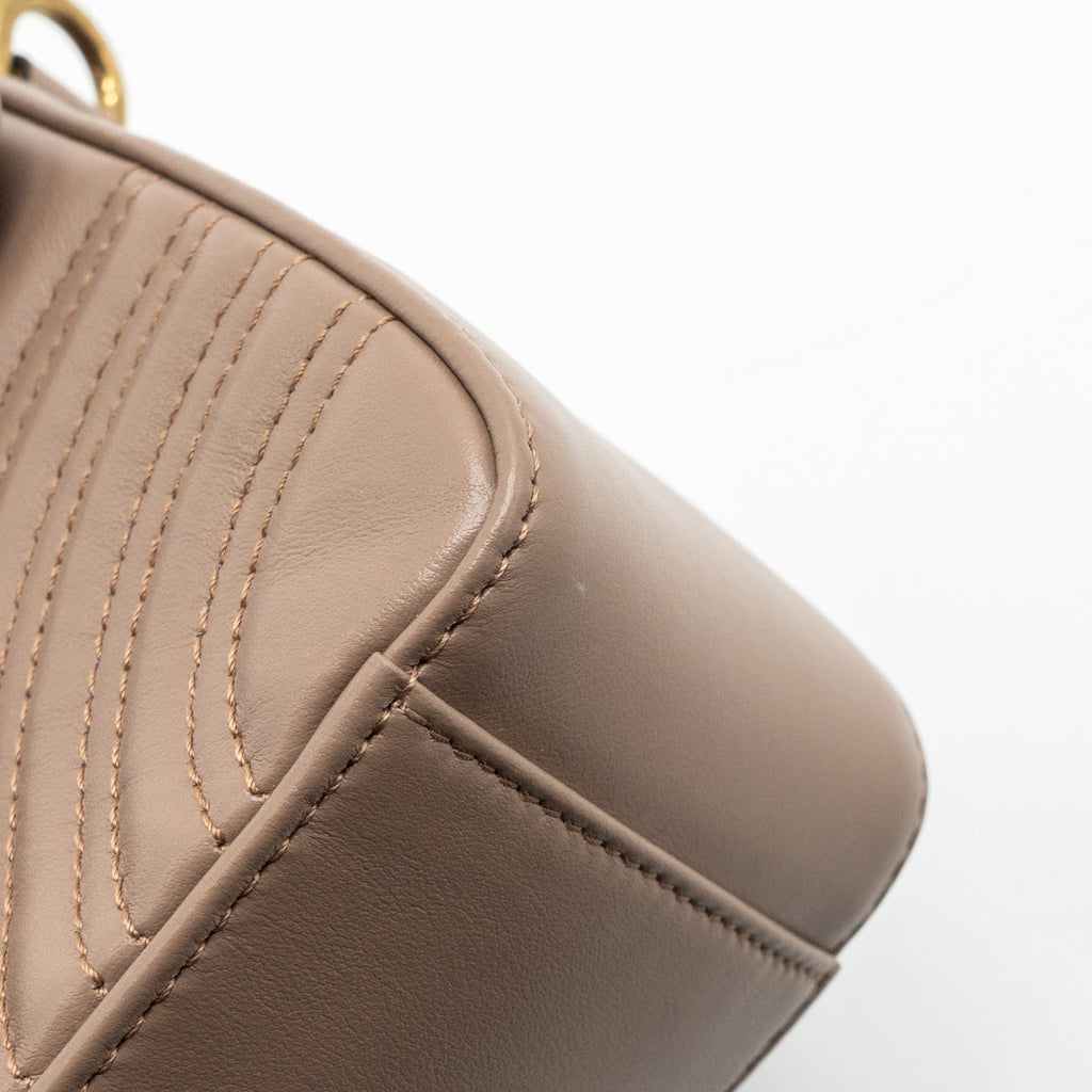 gucci-gg-marmont-mini-top-handle-bag-leather-dark-beige-ghw
