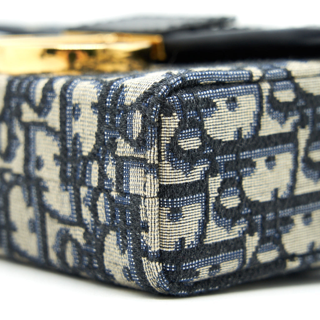 christian-dior-30-montaigne-mini-box-bag-oblique-canvas