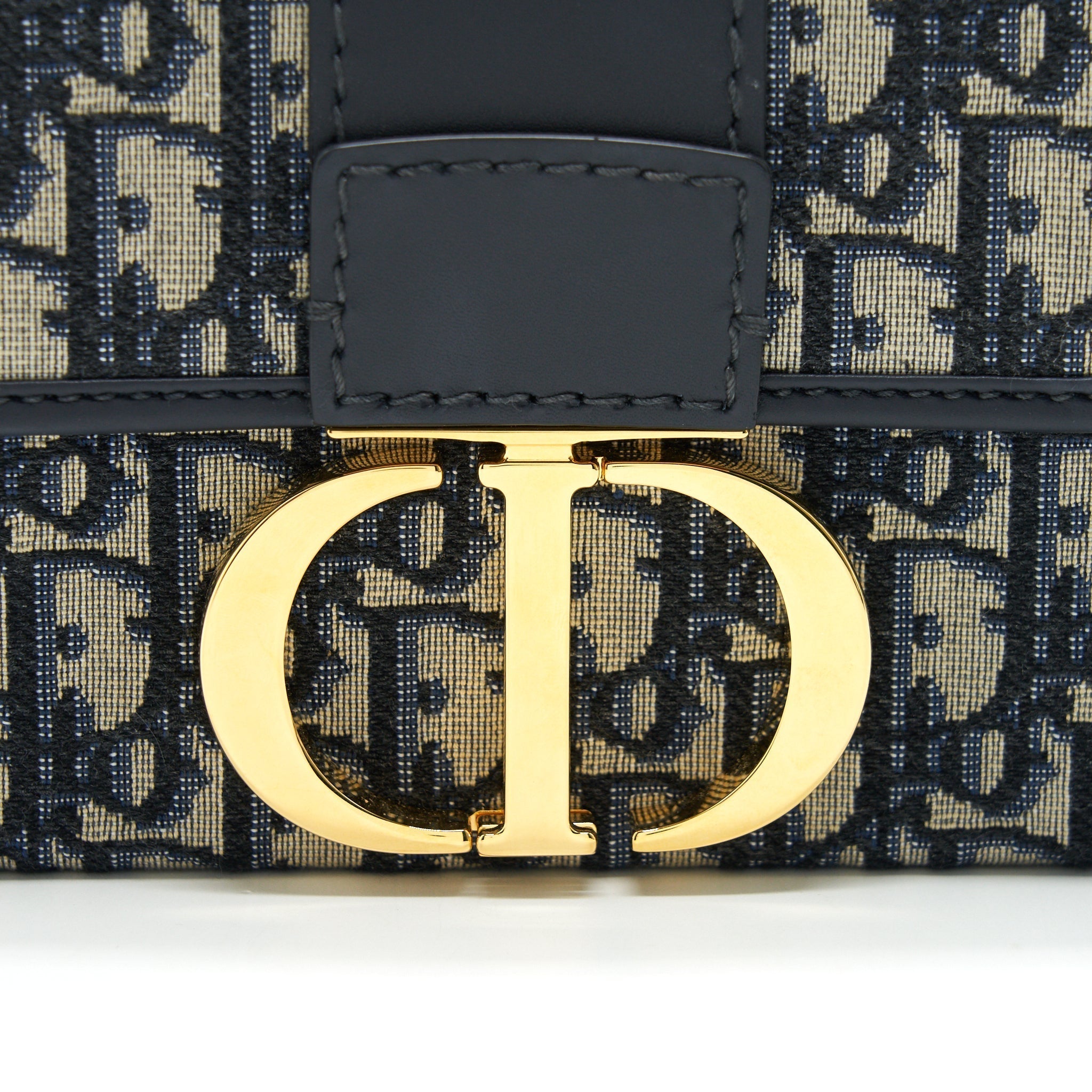 christian-dior-30-montaigne-mini-box-bag-oblique-canvas