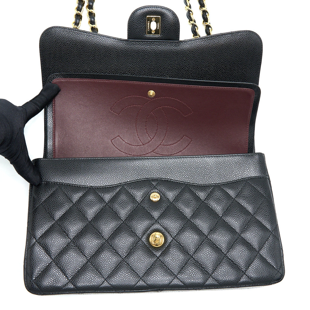 chanel-classic-jumbo-flap-bag-caviar-black-ghw