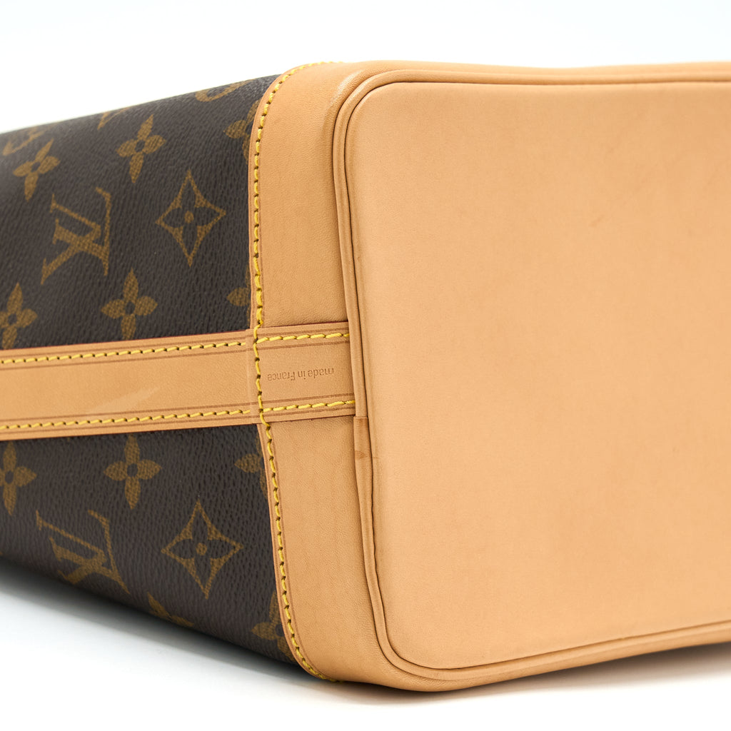 louis-vuitton-neo-noe-bb-monogram-canvas-ghw