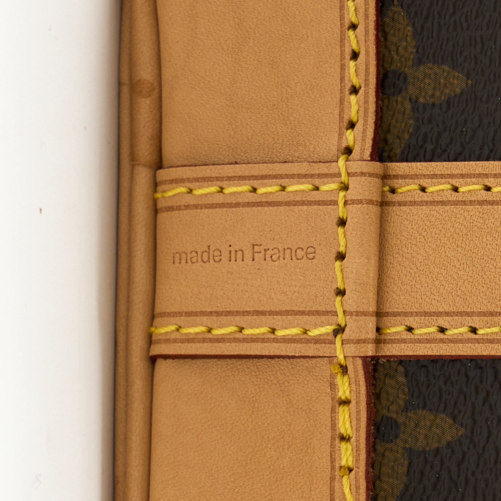 louis-vuitton-neo-noe-bb-monogram-canvas-ghw