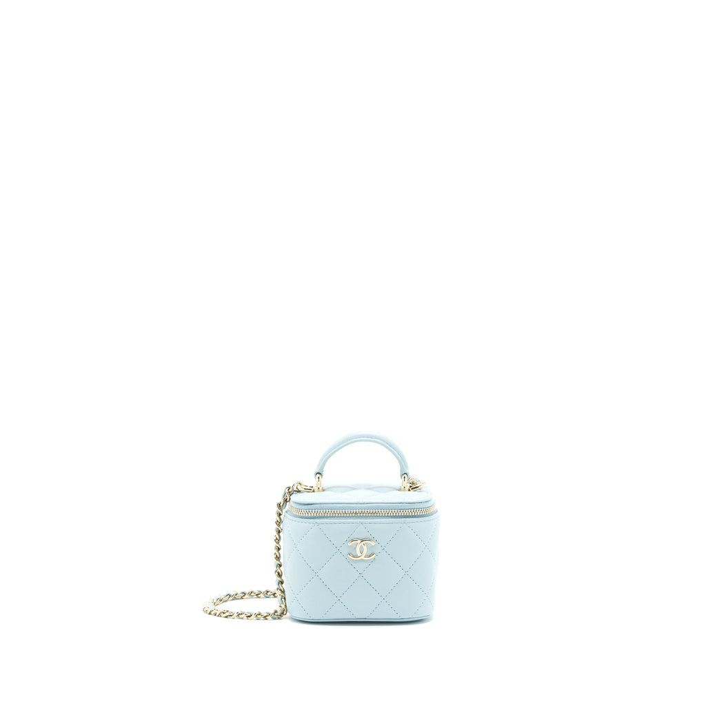 chanel-blue-vanity