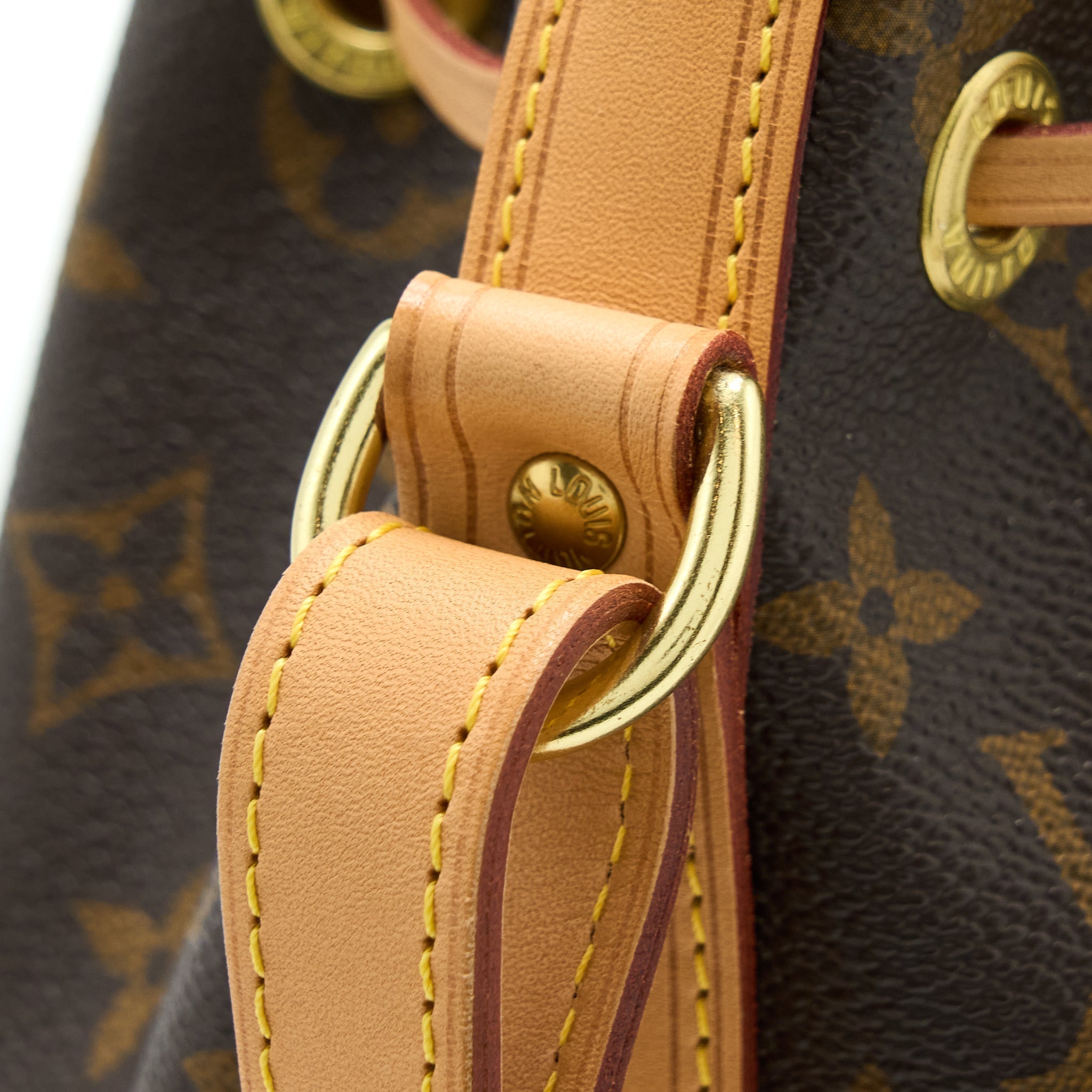 louis-vuitton-neo-noe-bb-monogram-canvas-ghw