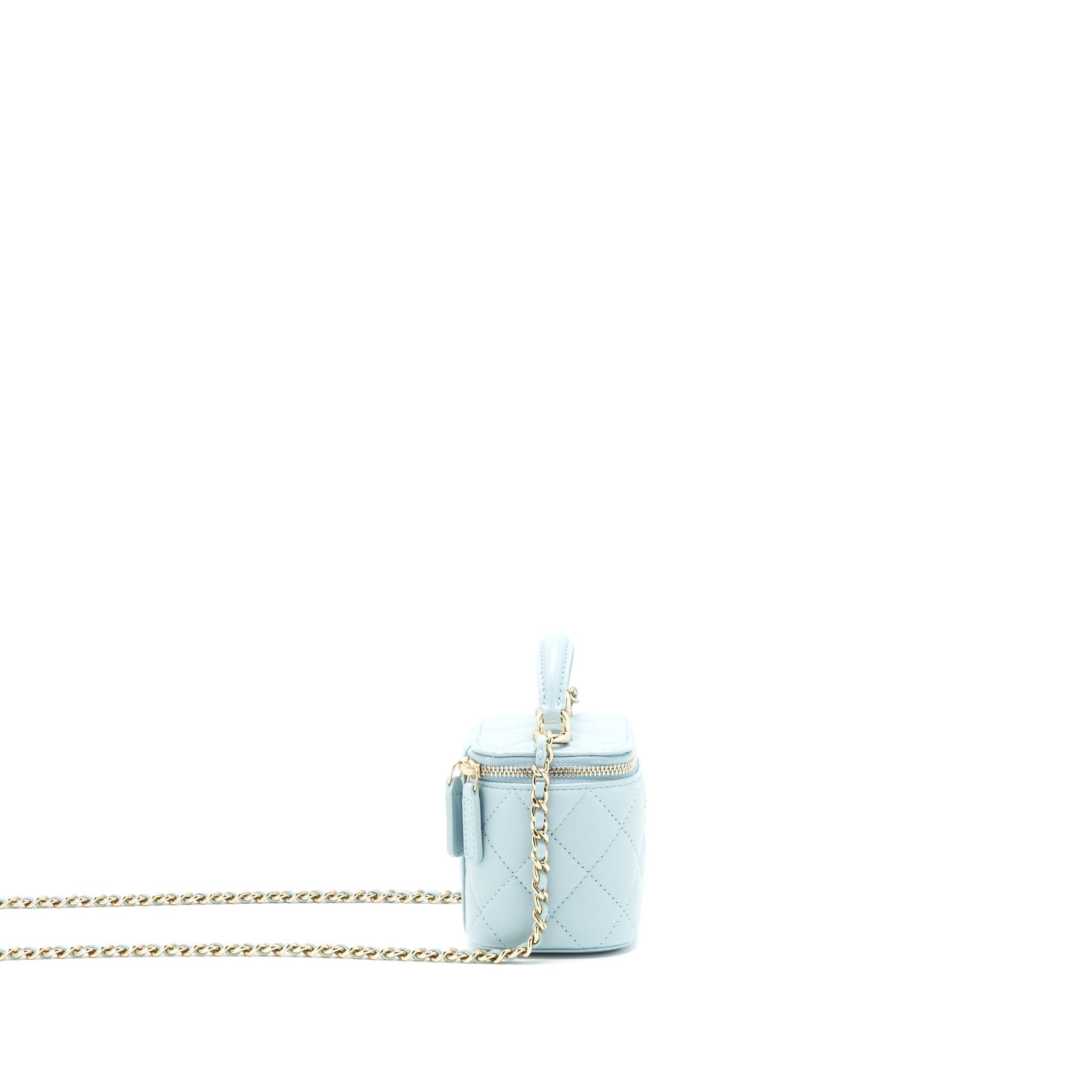 chanel-blue-vanity