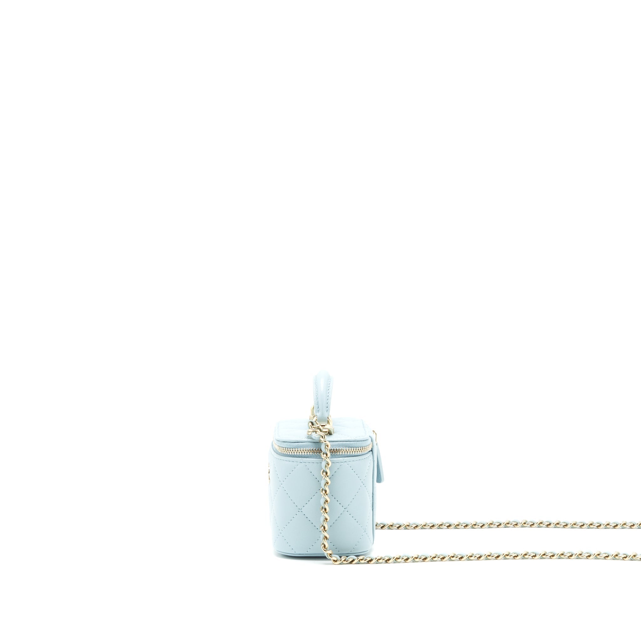 chanel-blue-vanity