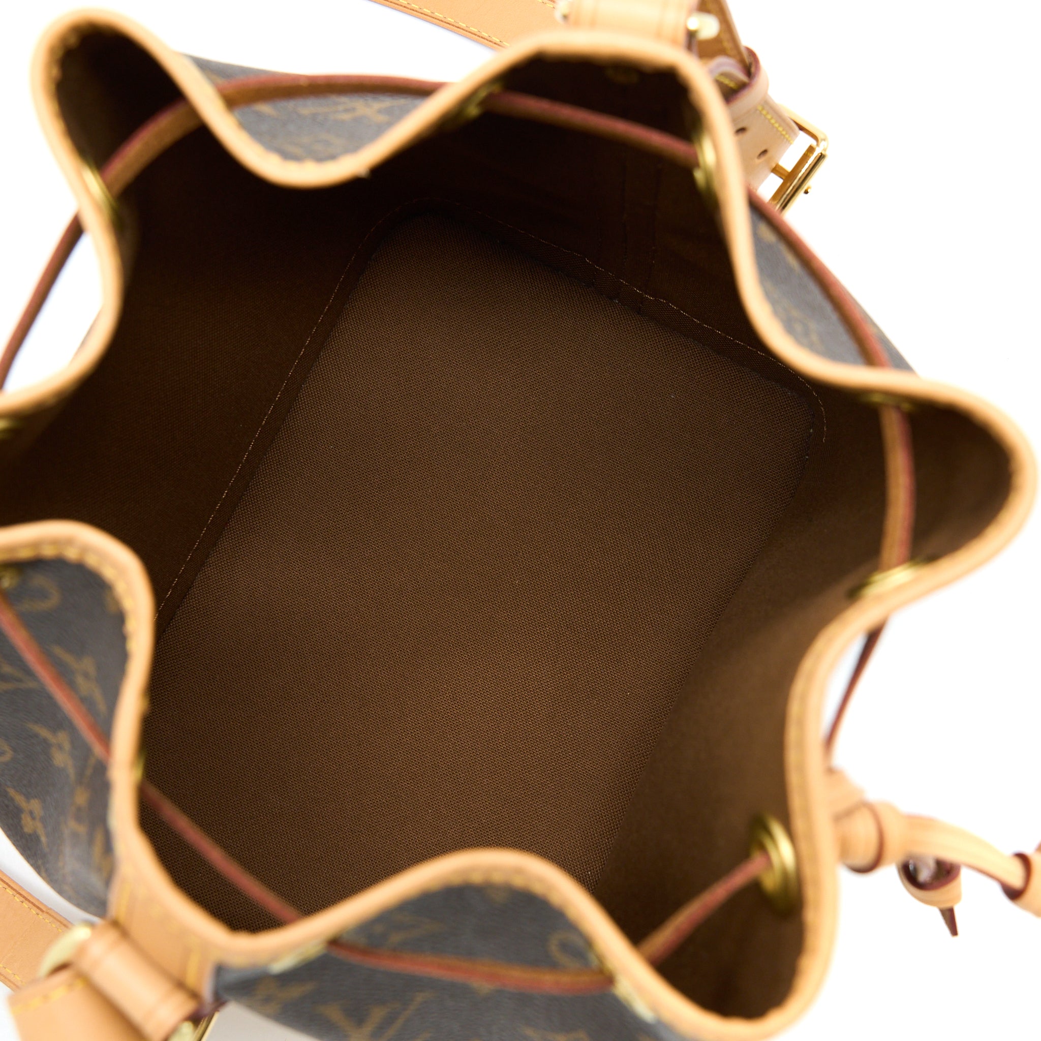 louis-vuitton-neo-noe-bb-monogram-canvas-ghw
