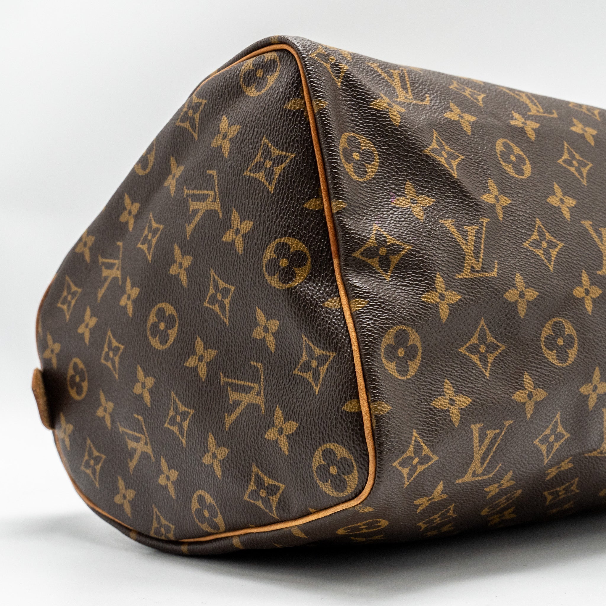 louis-vuitton-speedy-35-monogram-canvas-ghw-1