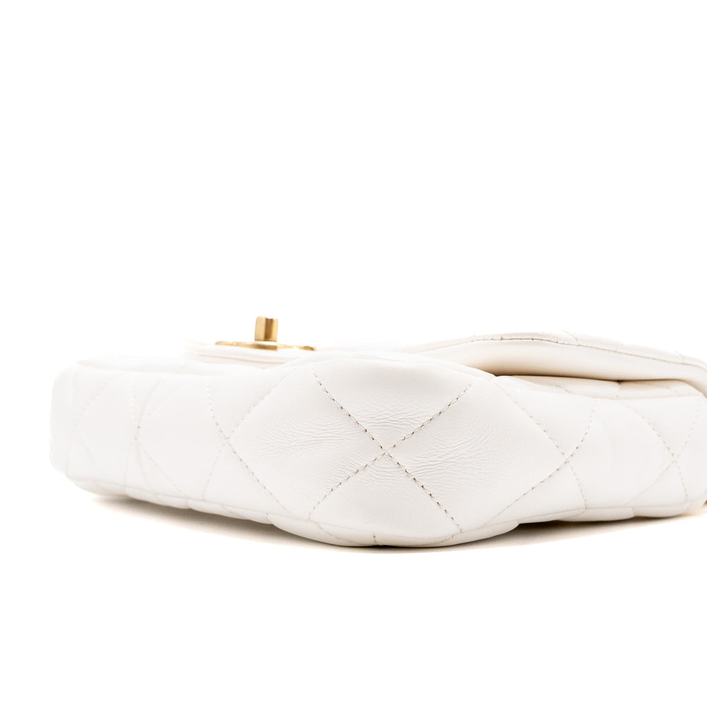 chanel-22s-giant-chain-flap-shoulder-bag-lambskin-white-brushed-ghw-microchip