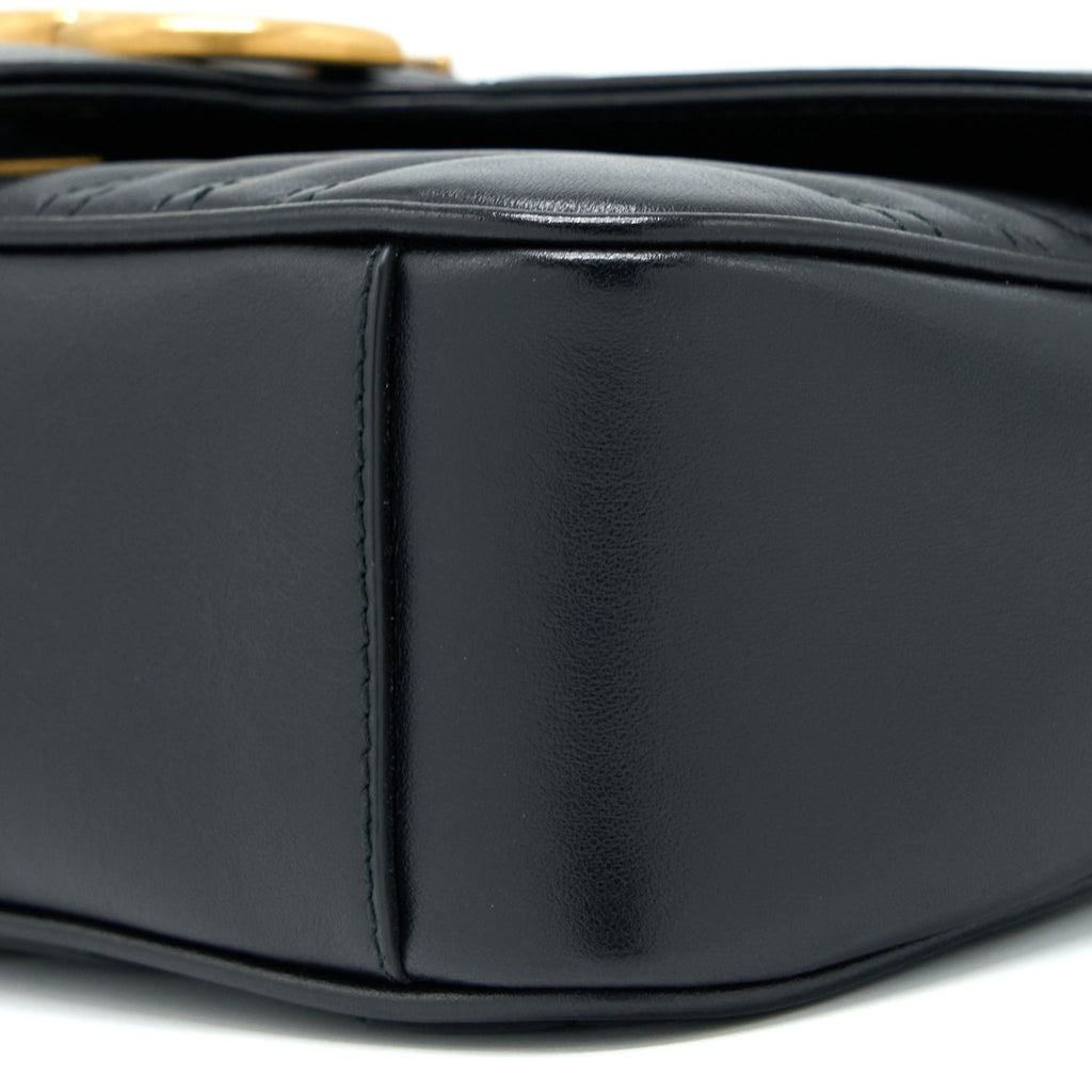 gucci-gg-marmont-small-matelasse-shoulder-bag-black-ghw-2