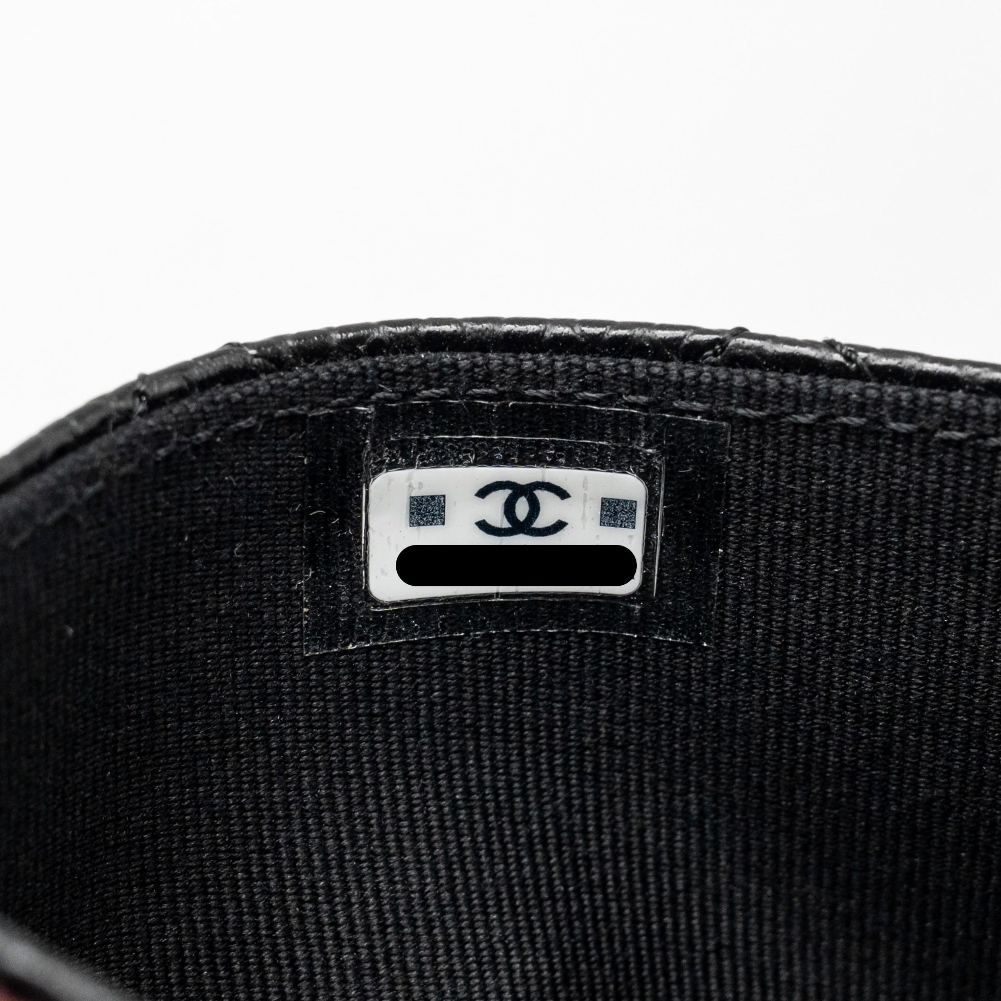 chanel-classic-flap-card-holder-caviar-black-ghw-microchip-15