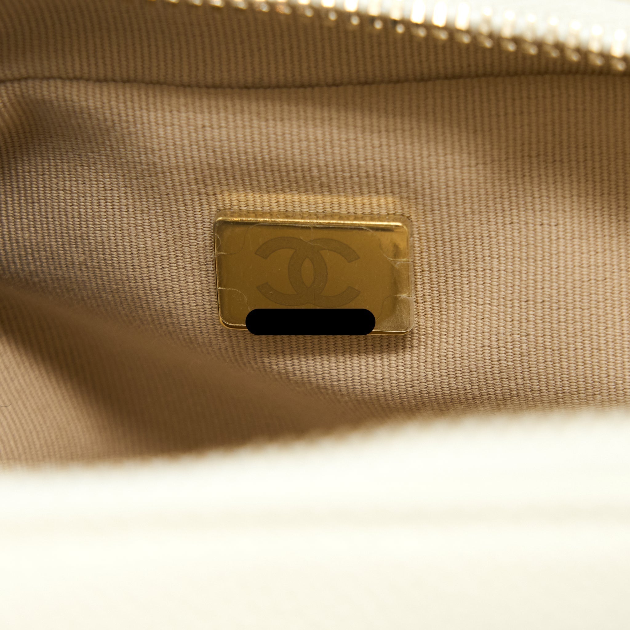 chanel-22p-flap-backpack-caviar-white-brushed-ghw-microchip