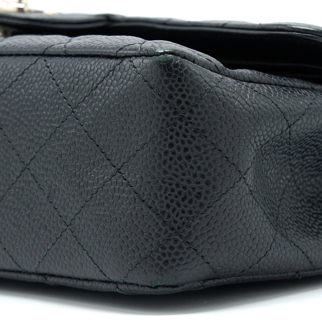copy-of-chanel-medium-classic-flap-bag-caviar-black-shw