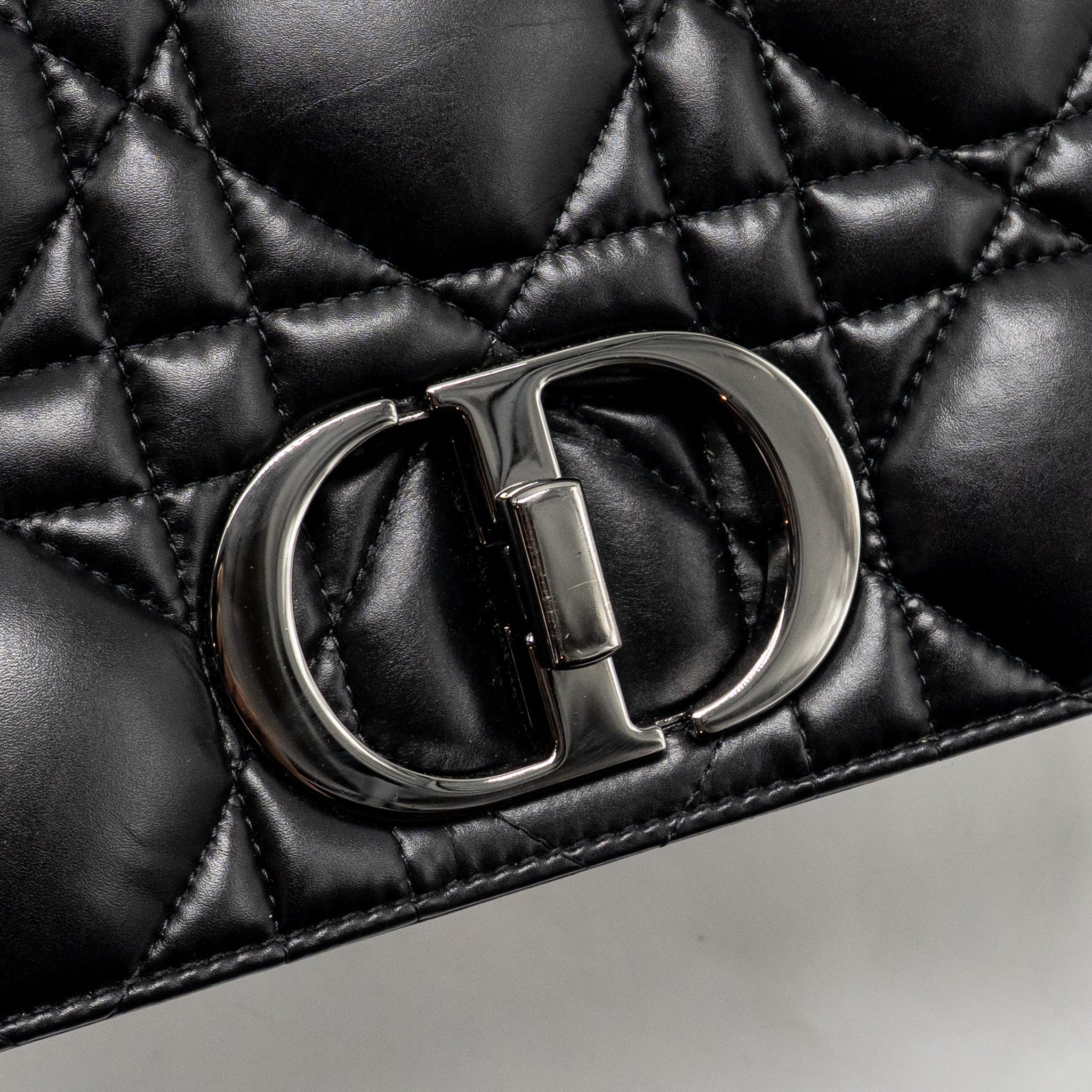 dior-medium-dior-caro-bag-calfskin-so-black-copy