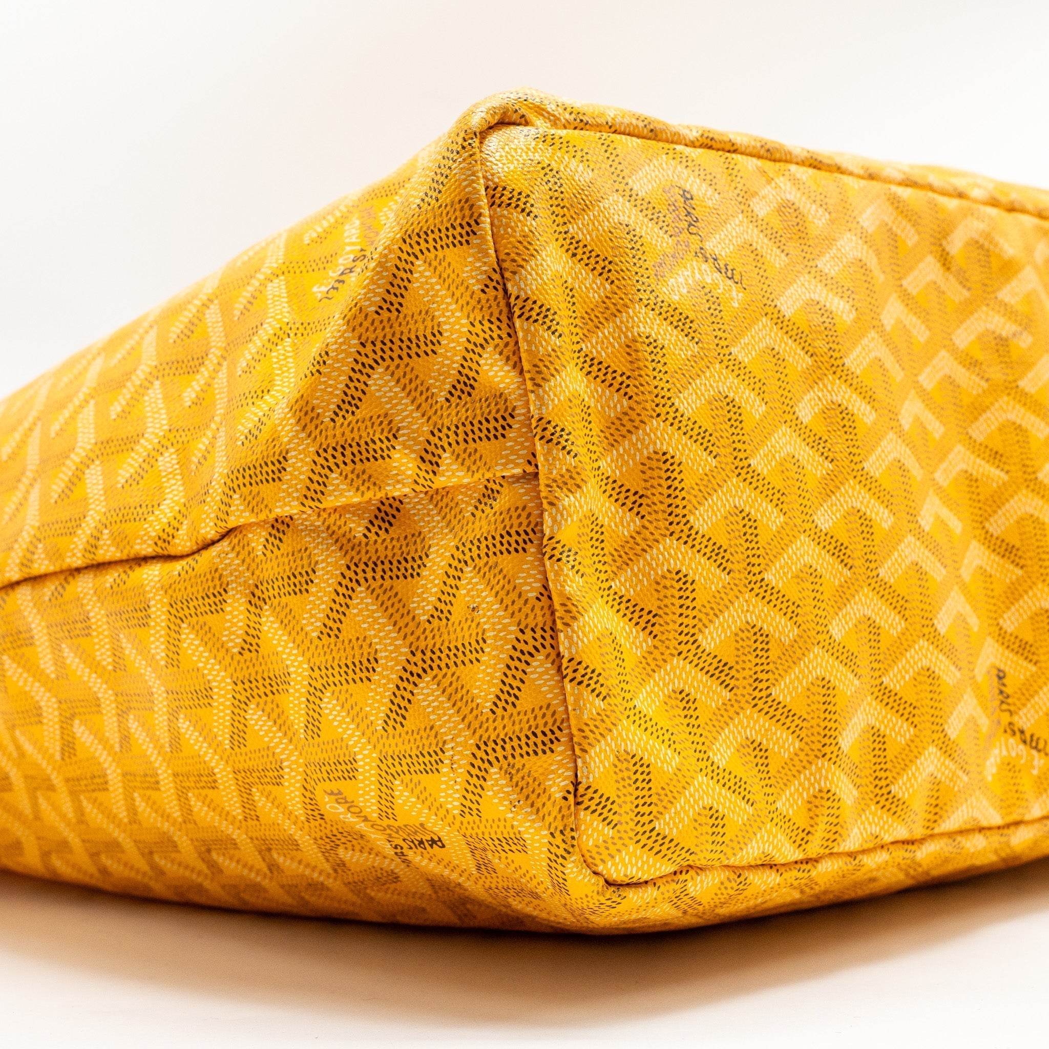 goyard-saint-louis-pm-tote-bag-goyardine-canvas-calfskin-yellow-shw