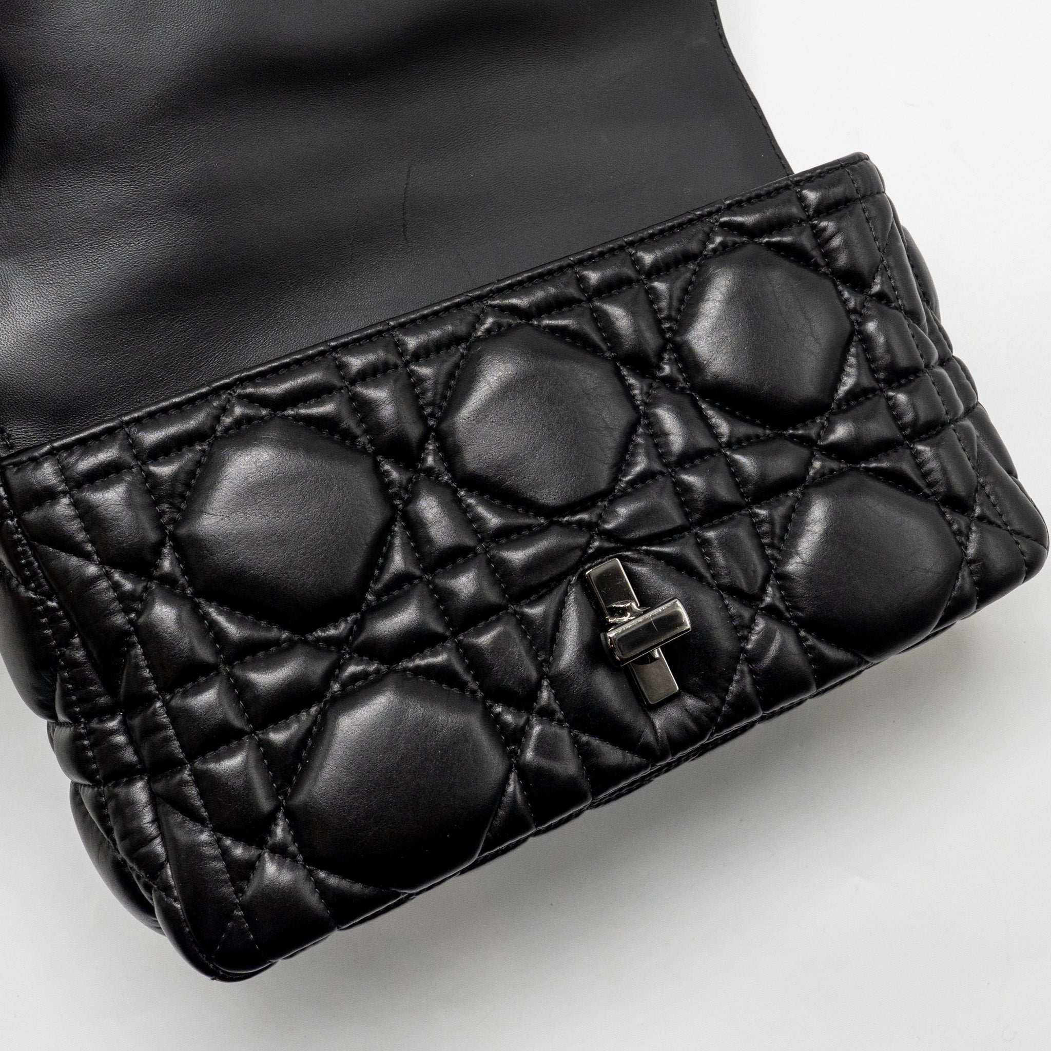 dior-medium-dior-caro-bag-calfskin-so-black-copy
