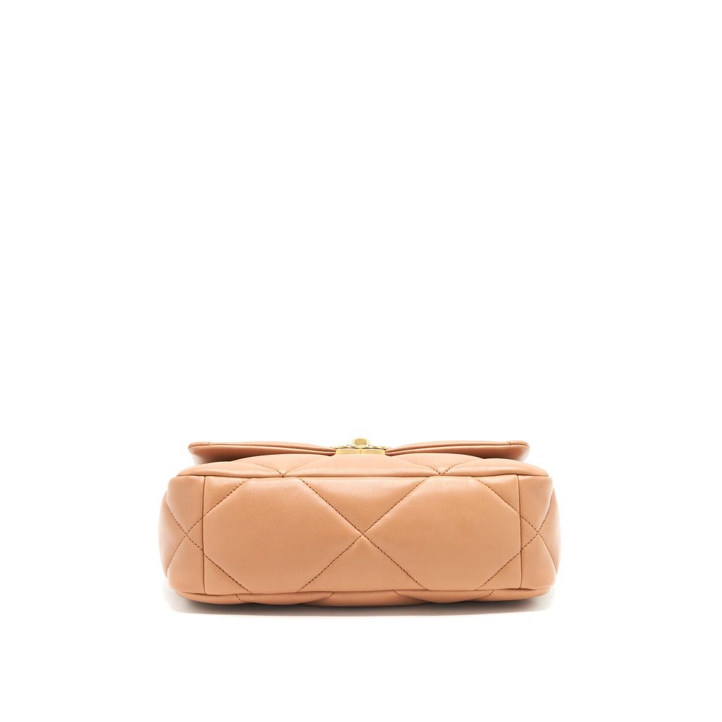 chanel-21p-caramel-small-19-flap-bag-ghw