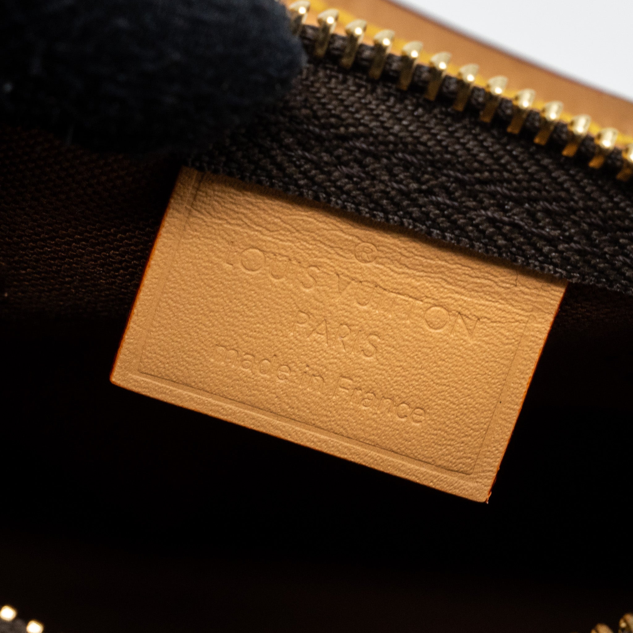 louis-vuitton-nano-speedy-monogram-canvas-ghw-5