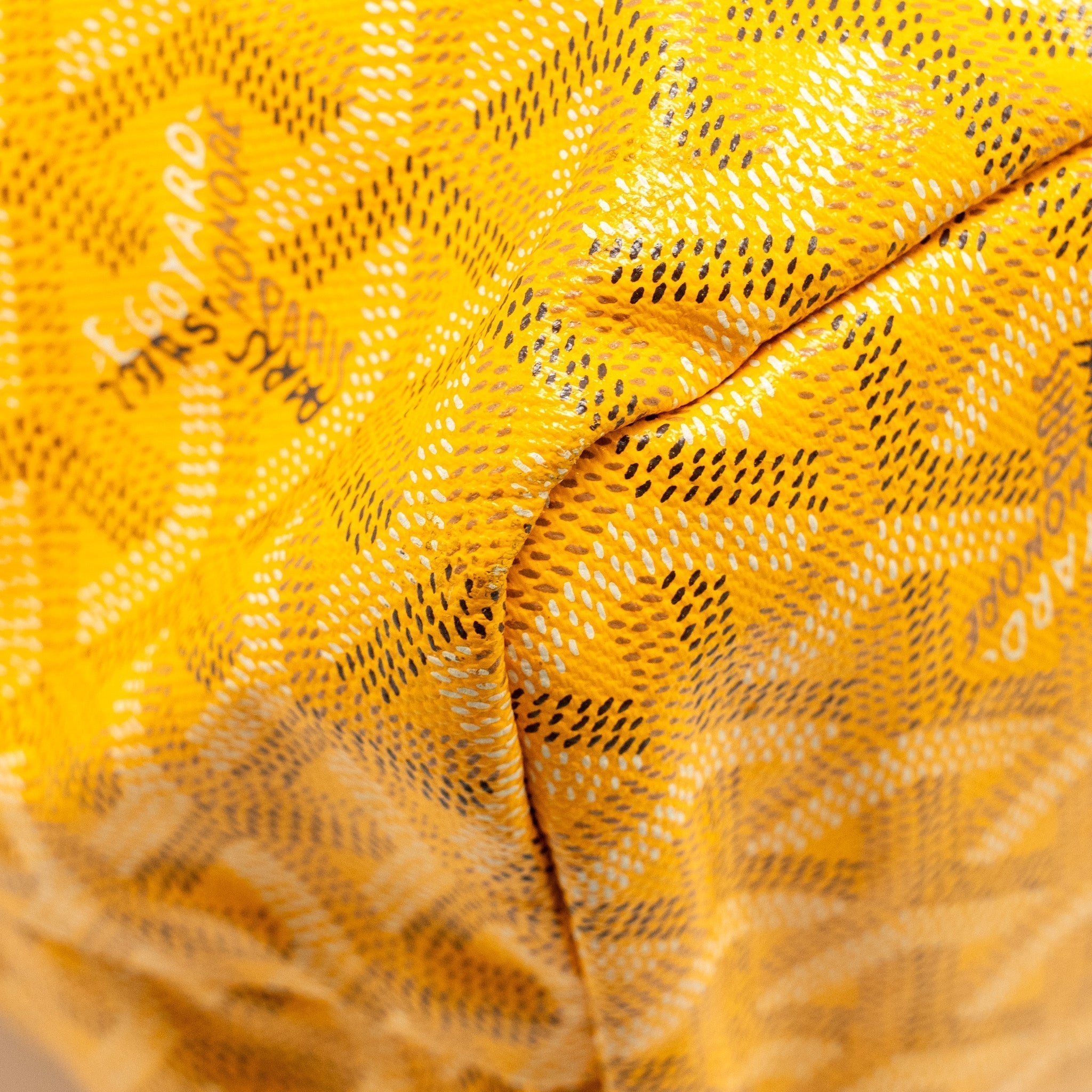 goyard-saint-louis-pm-tote-bag-goyardine-canvas-calfskin-yellow-shw