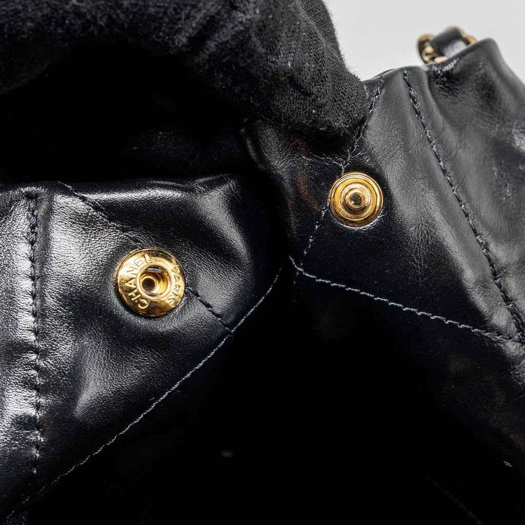 chanel-small-22-bag-gold-letter-shiny-calfskin-black-ghw-microchip-copy