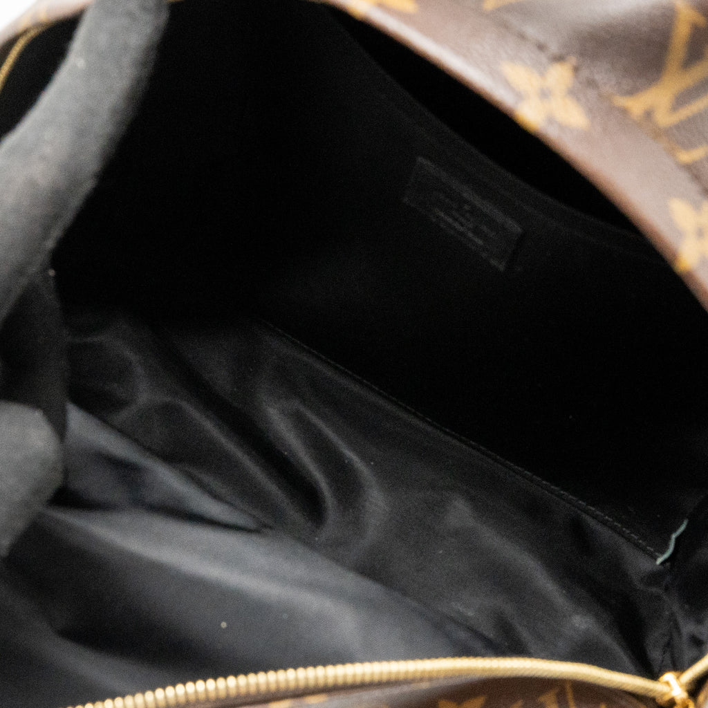 louis-vuitton-palm-springs-backpack-monogram-canvas-ghw