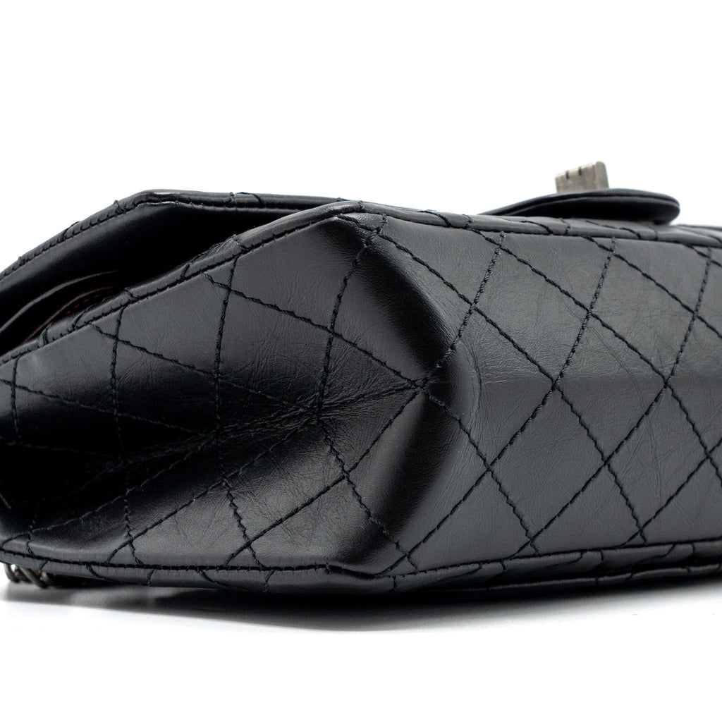 chanel-small-2-55-reissue-flap-bag-aged-calfskin-black-ruthenium-hardwaremicrochip