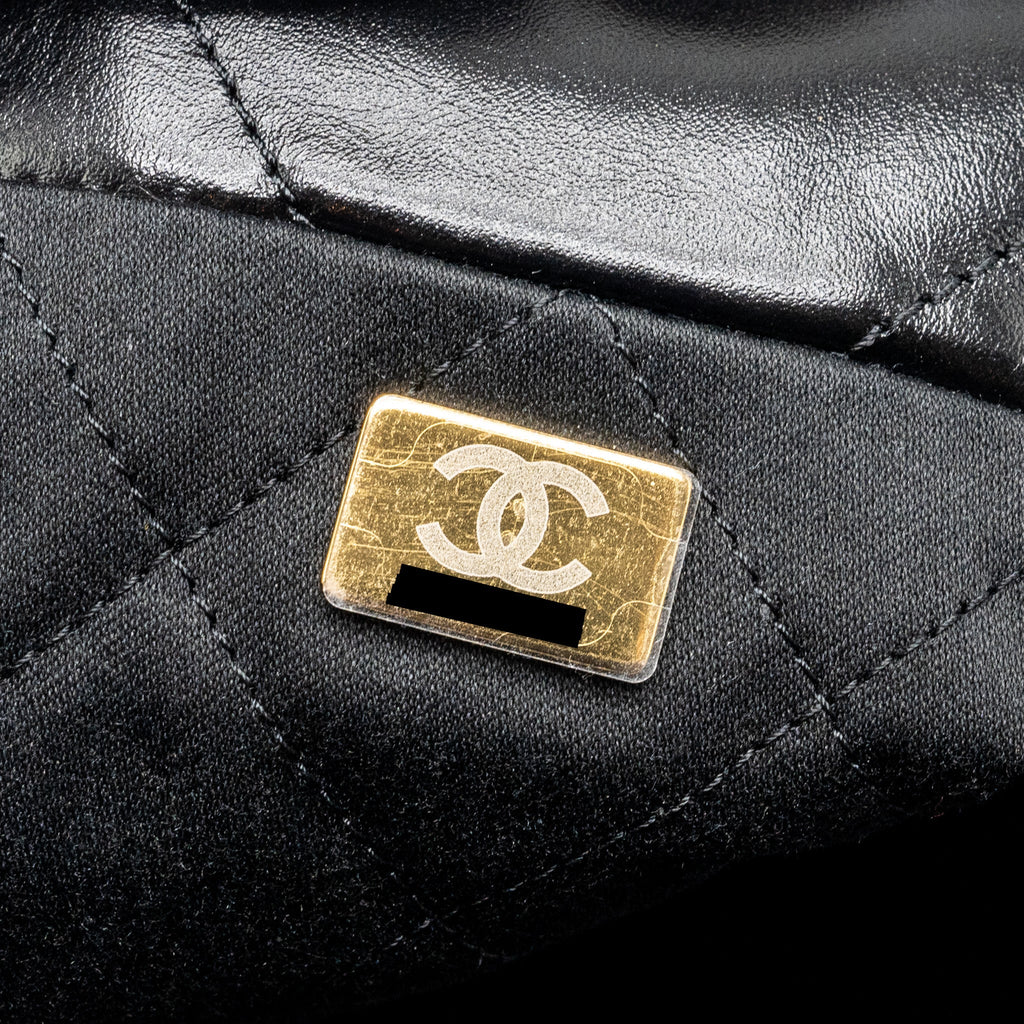 chanel-small-22-bag-gold-letter-shiny-calfskin-black-ghw-microchip-copy