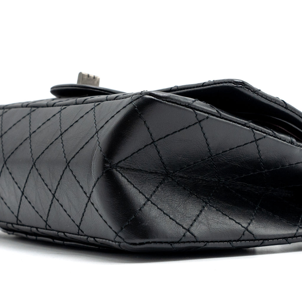 chanel-small-2-55-reissue-flap-bag-aged-calfskin-black-ruthenium-hardwaremicrochip