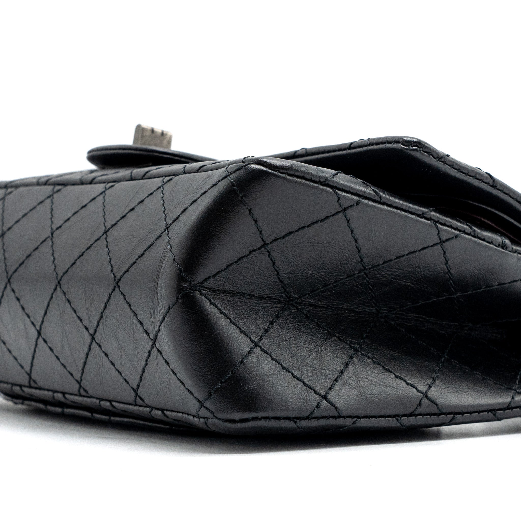 chanel-small-2-55-reissue-flap-bag-aged-calfskin-black-ruthenium-hardwaremicrochip