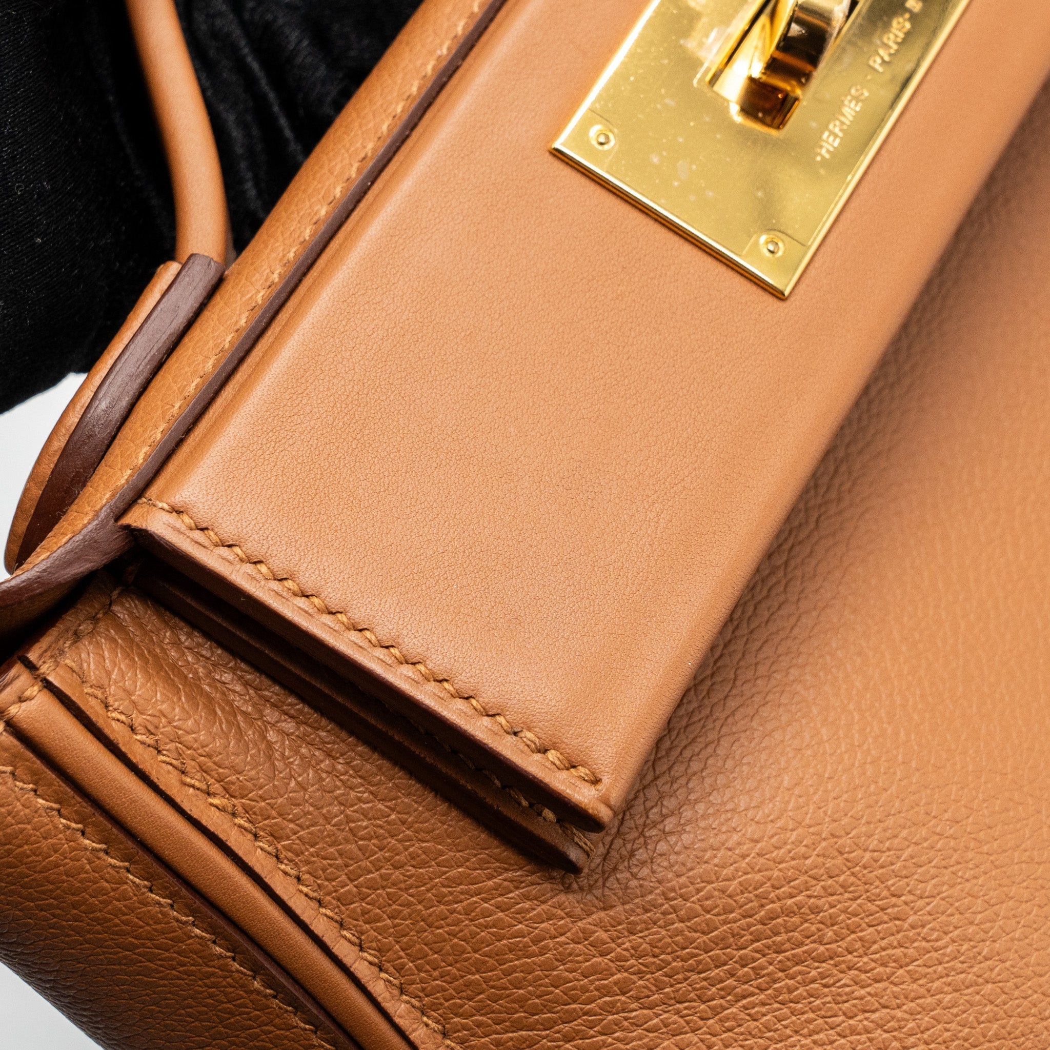 hermes-mini-2424-evercolor-swift-gold-ghw-stamp-u
