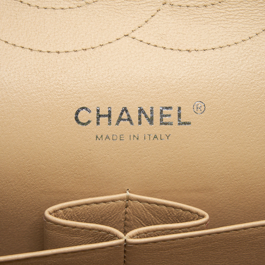 chanel-classic-jumbo-double-flap-bag-caviar-beige-shw