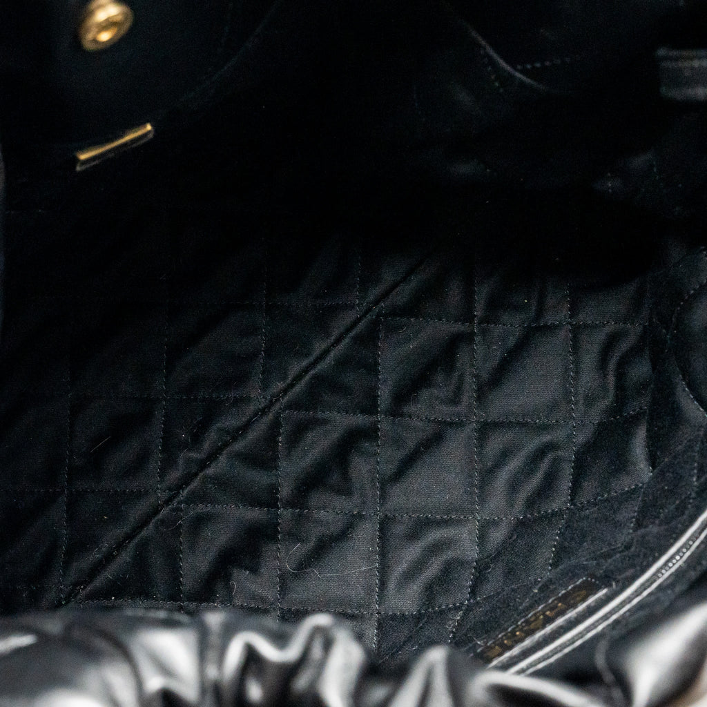 chanel-22-bag-black