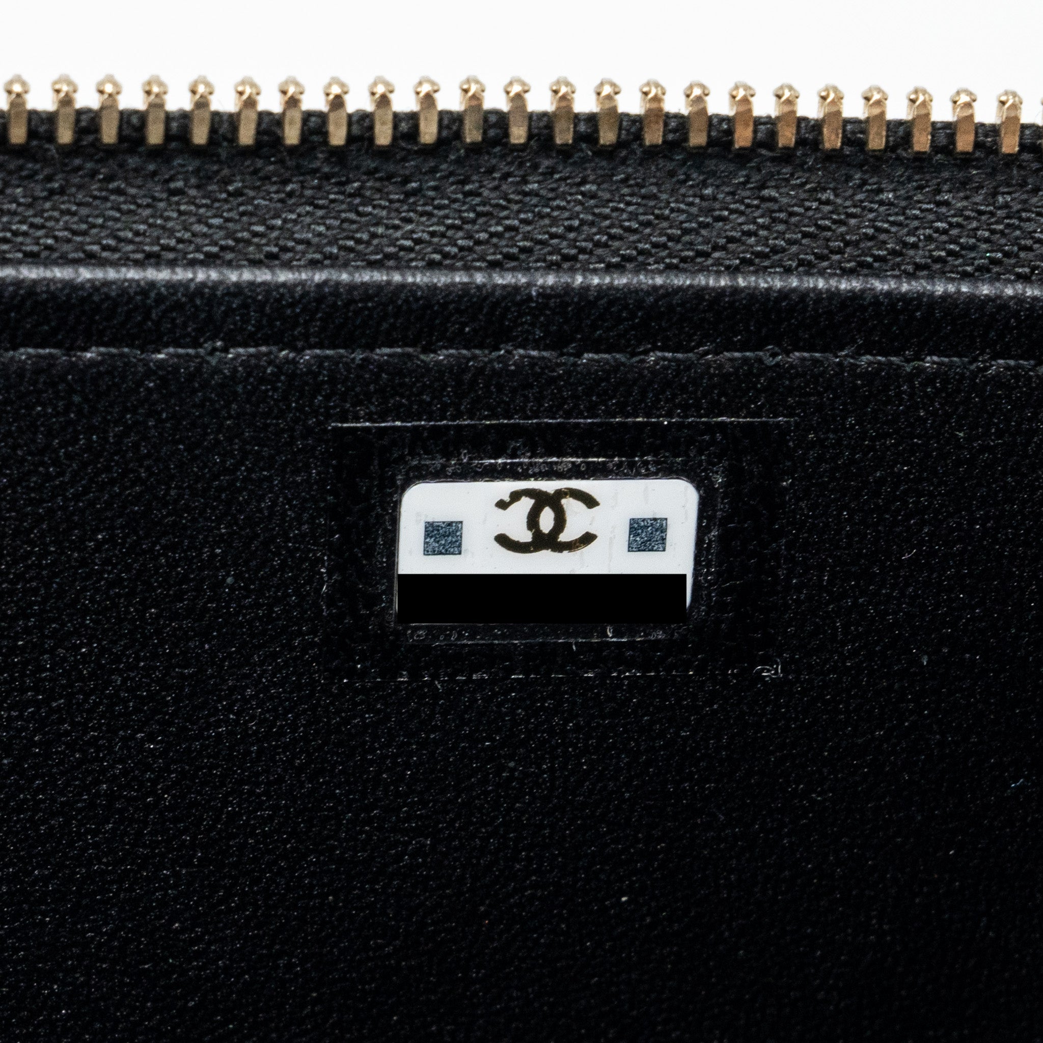 chanel-top-handle-long-vanity-with-chain-lambskin-black-lghwmicrochip