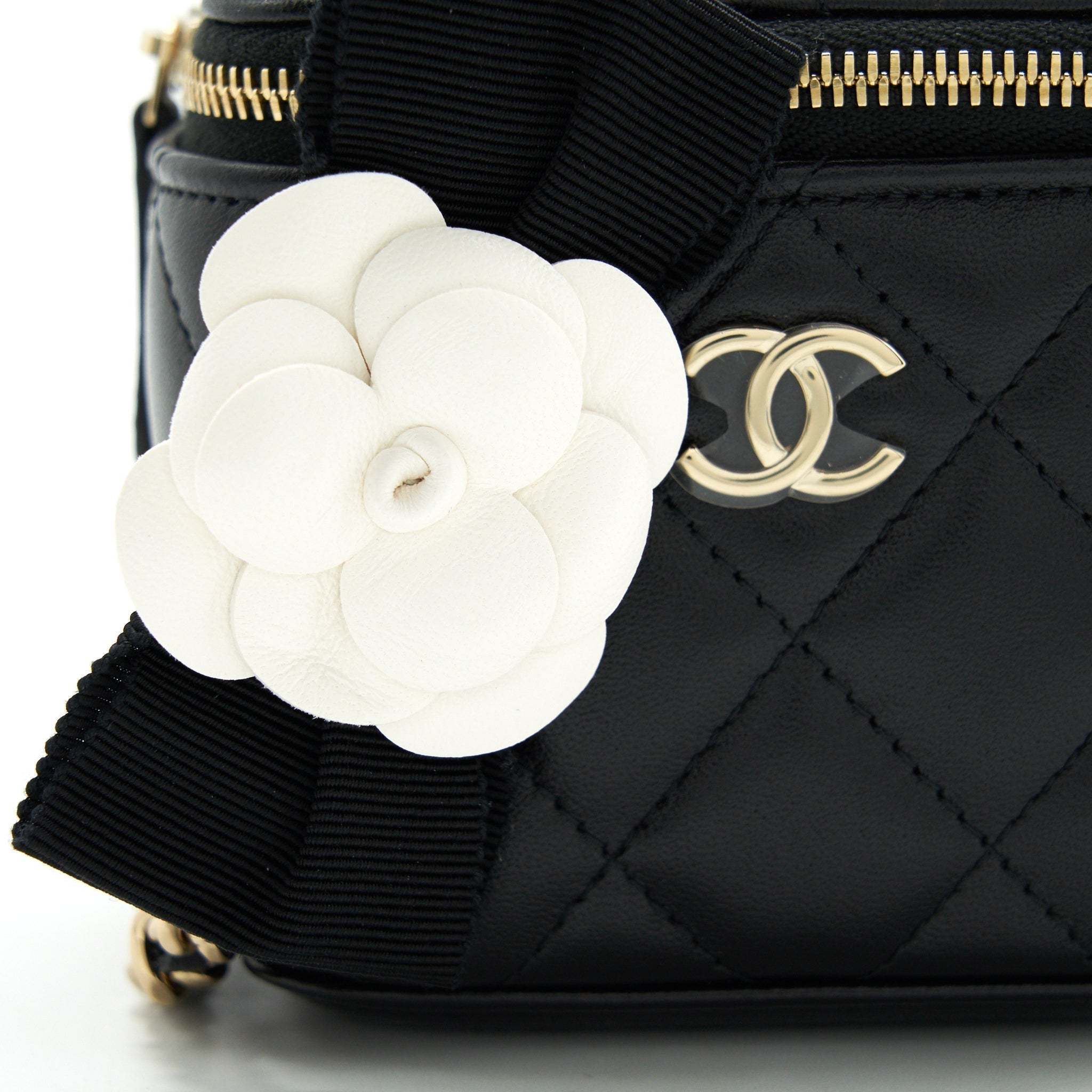 chanel-mini-vanity-with-camellia-chain-lambskin-black-lghw