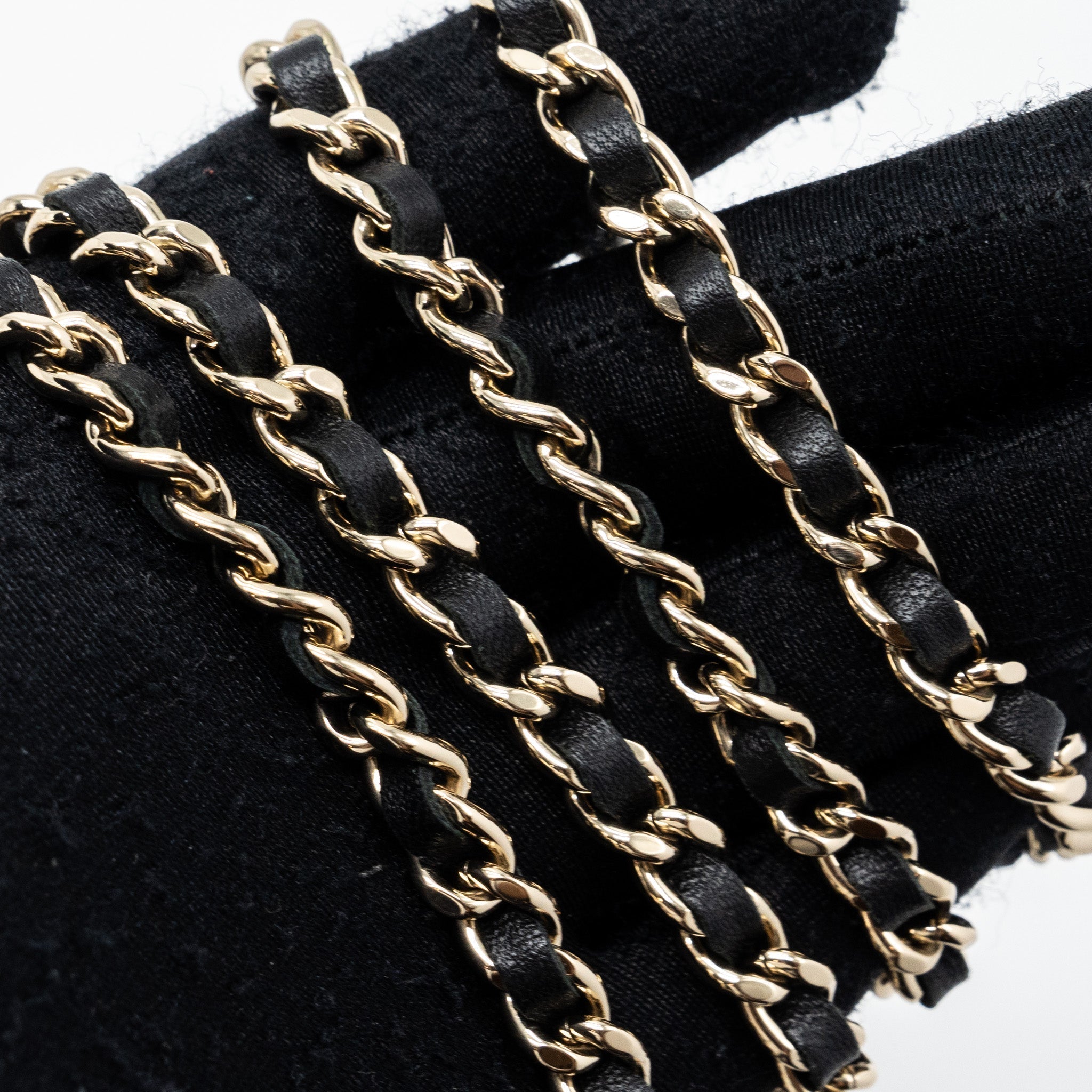 chanel-top-handle-long-vanity-with-chain-lambskin-black-lghwmicrochip