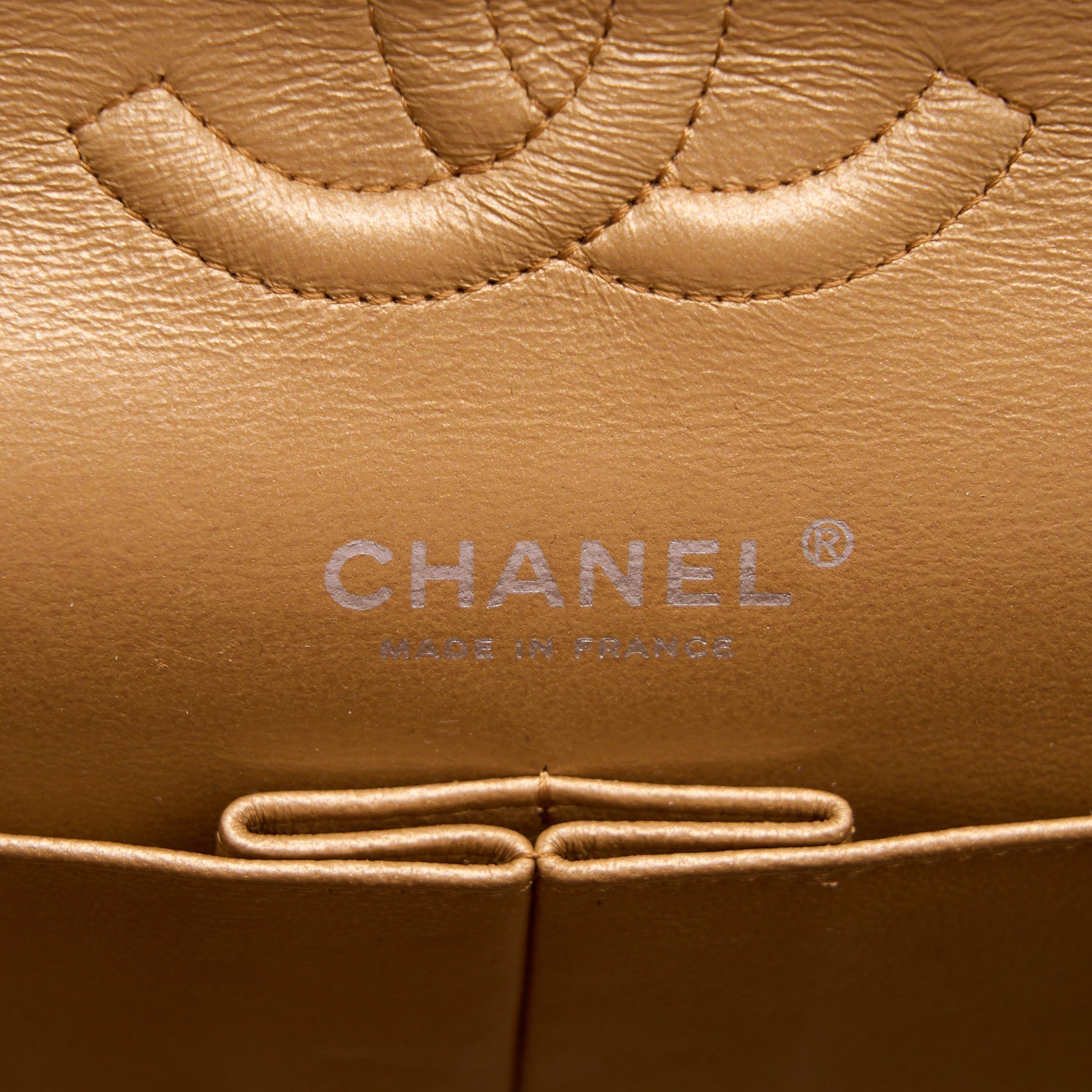 copy-of-chanel-medium-classic-double-flap-bag-caviar-metallic-iridescent-shw