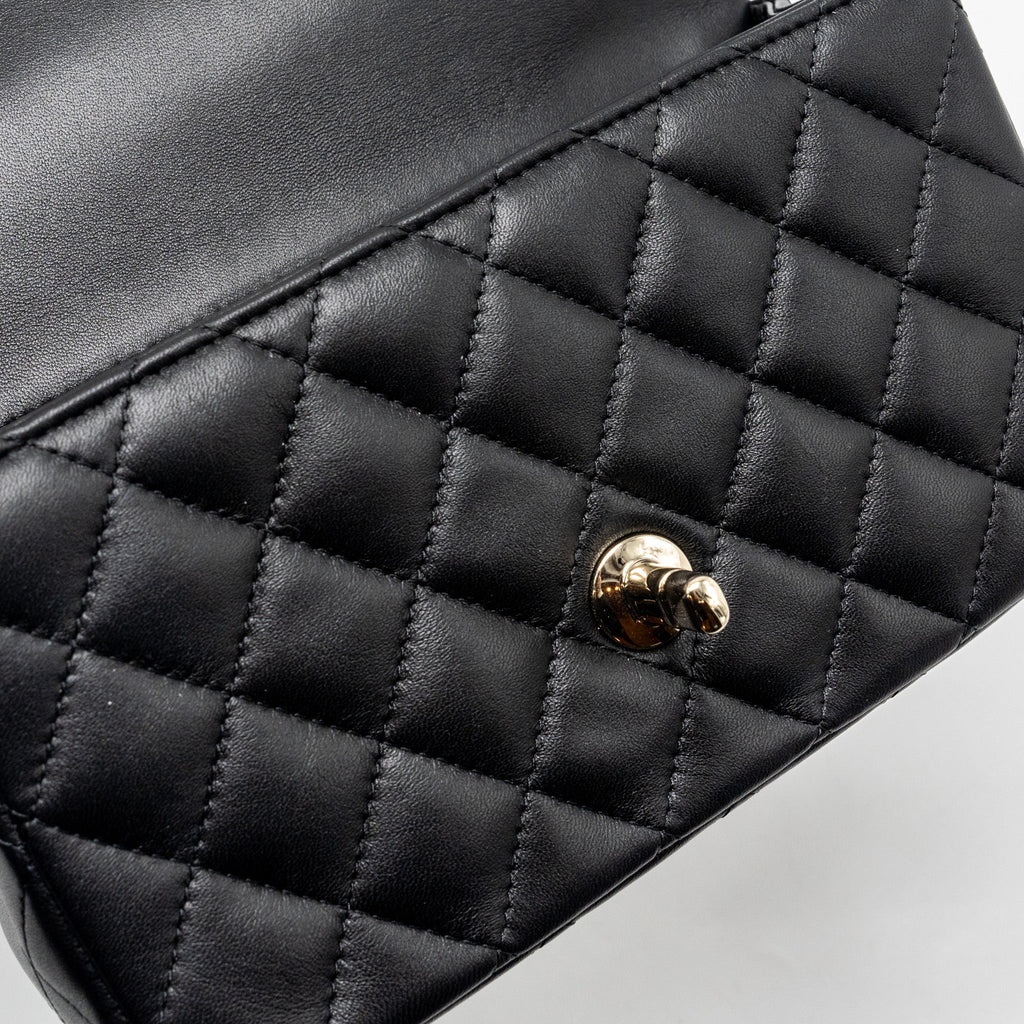 chanel-top-handle-mini-rectangular-flap-bag-lambskin-black-lghwmicrochip-2