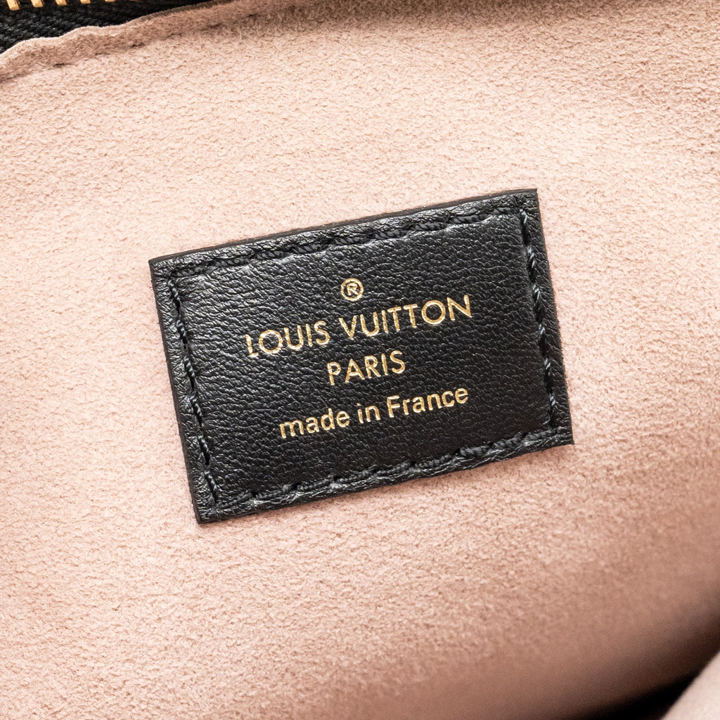 louis-vuitton-coussin-pm-lambskin-black-ghw-copy
