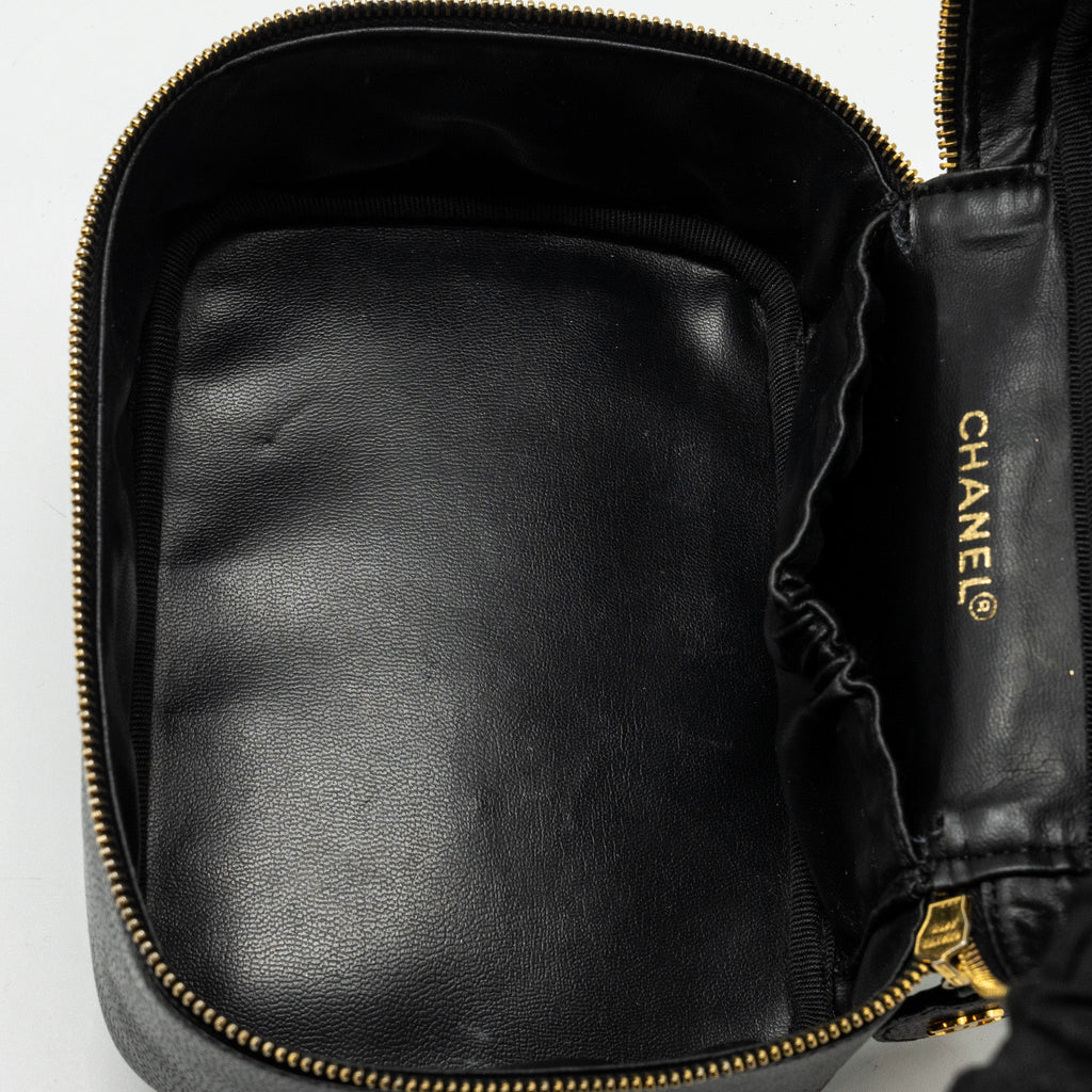 chanel-vintage-vanity-case-caviar-black-ghw-copy