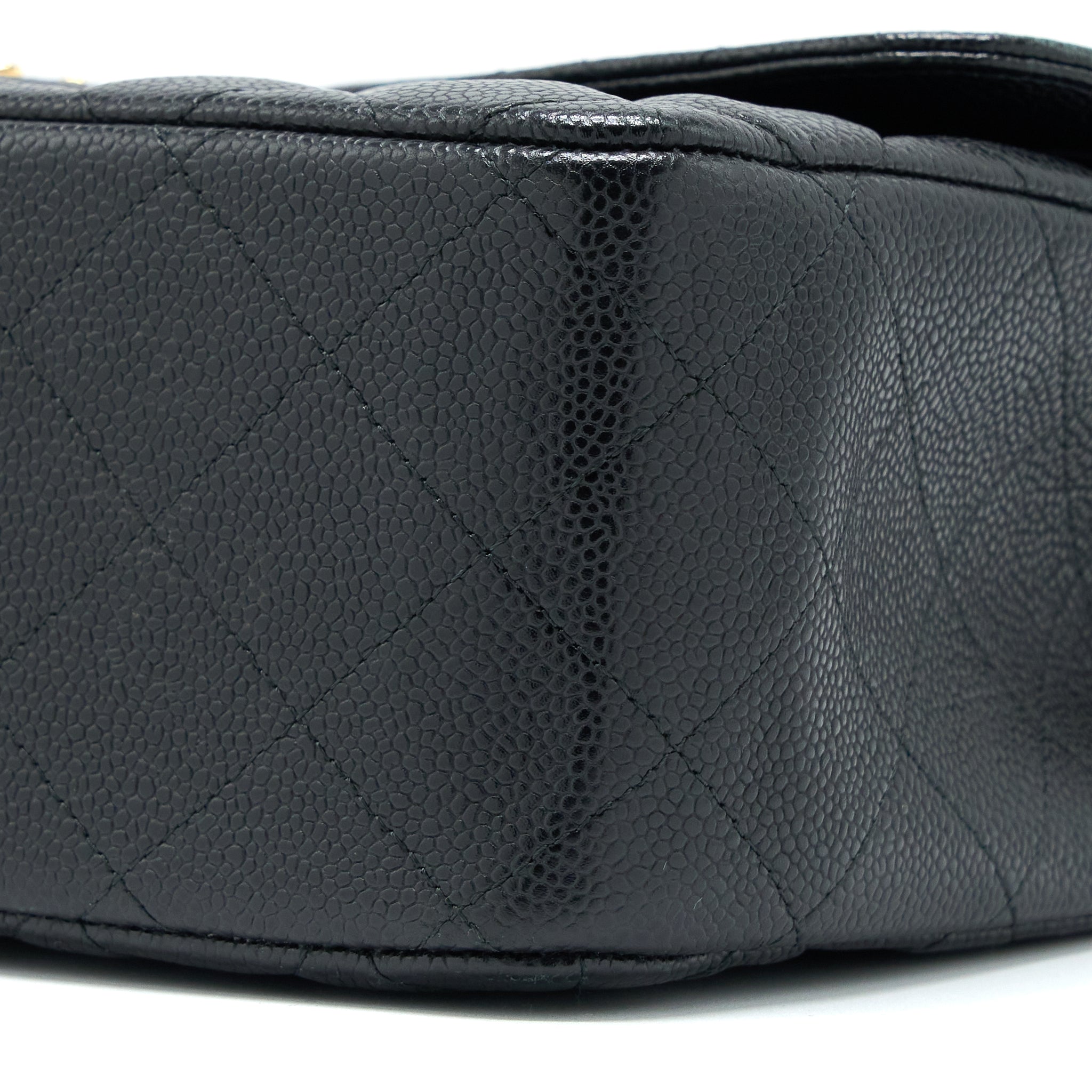 copy-of-chanel-jumbo-classic-double-flap-bag-caviar-black-ghw