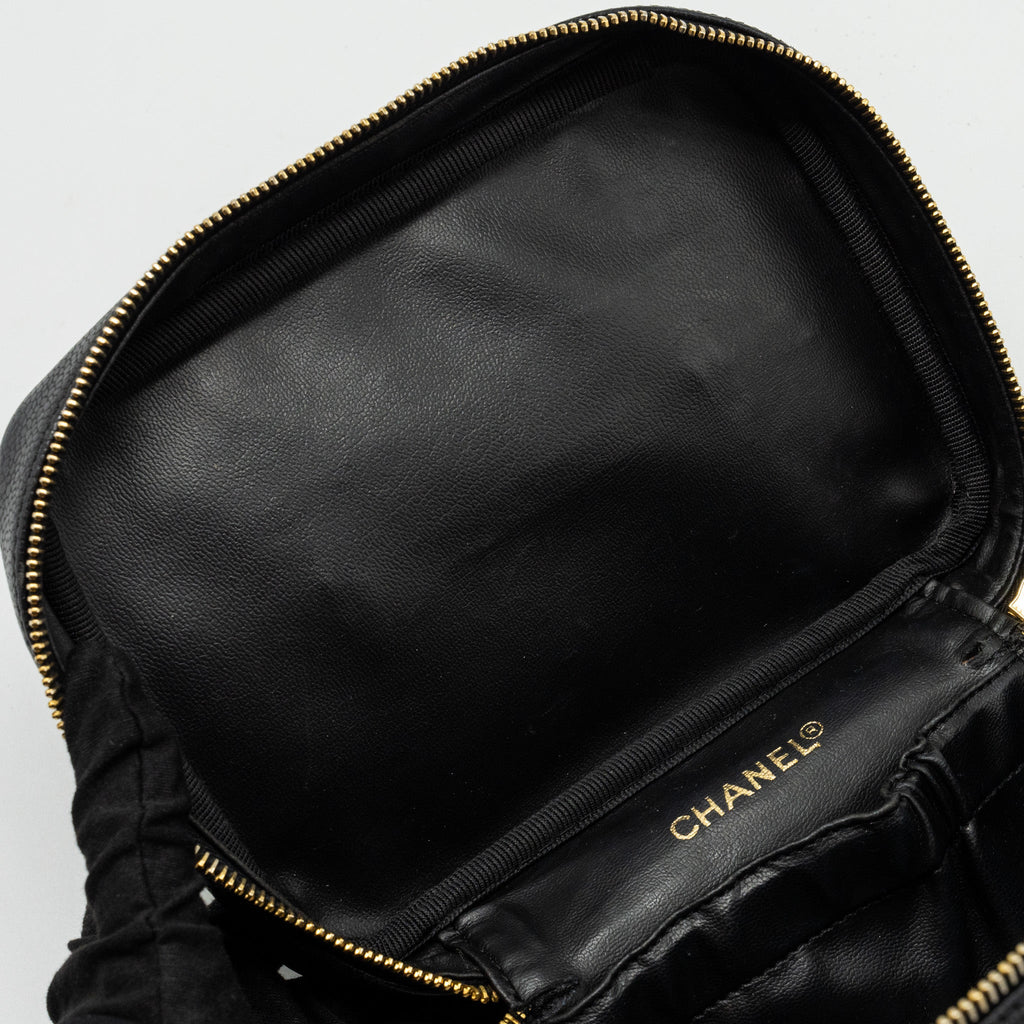 chanel-vintage-vanity-case-caviar-black-ghw-copy