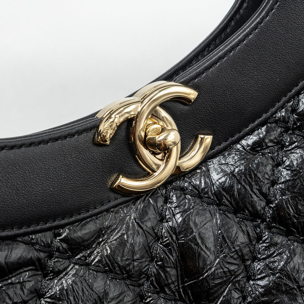 chanel-medium-31-bag-calfskin-black-lghw