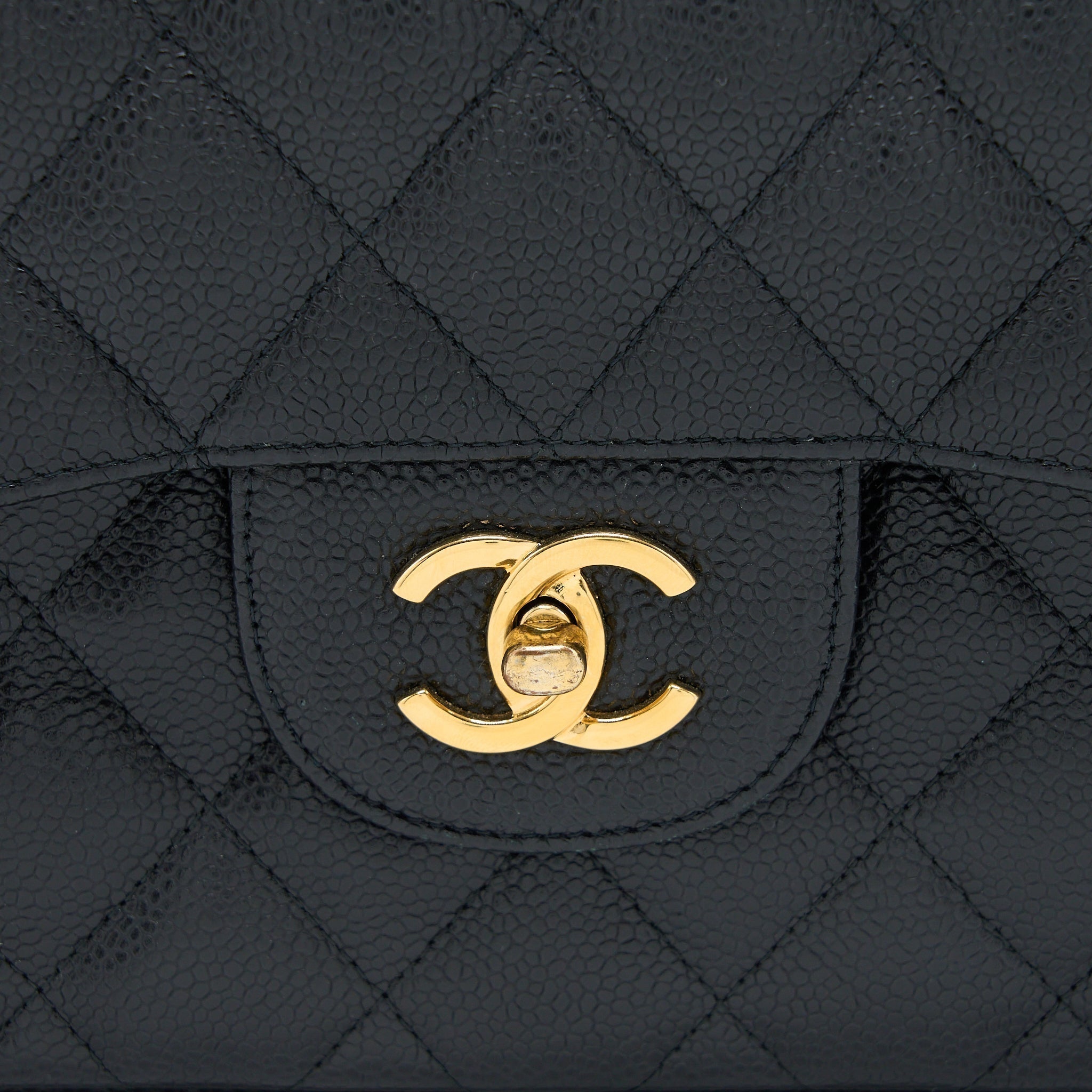 copy-of-chanel-jumbo-classic-double-flap-bag-caviar-black-ghw