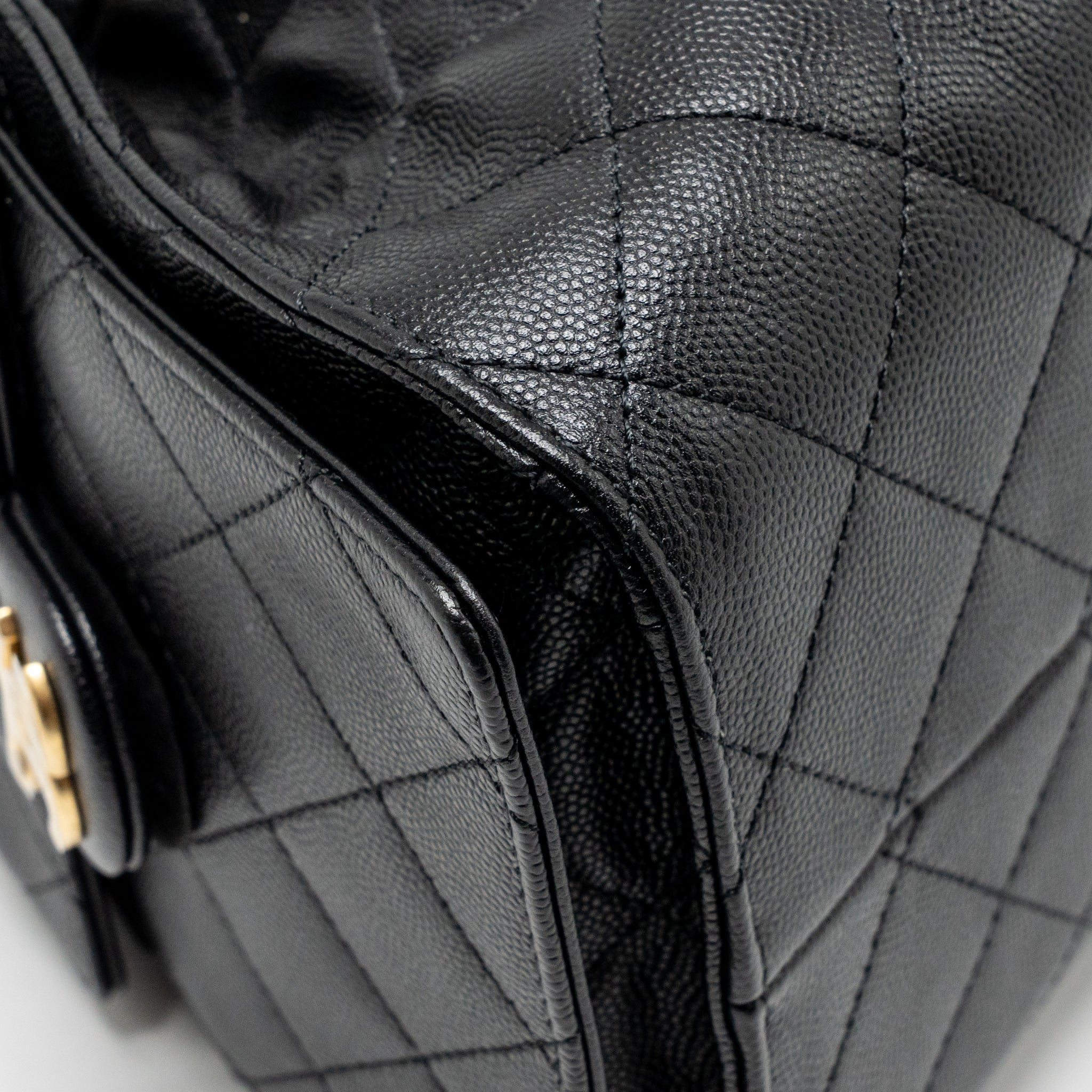 chanel-small-25-bag-caviar-black-ghw-microchip-1