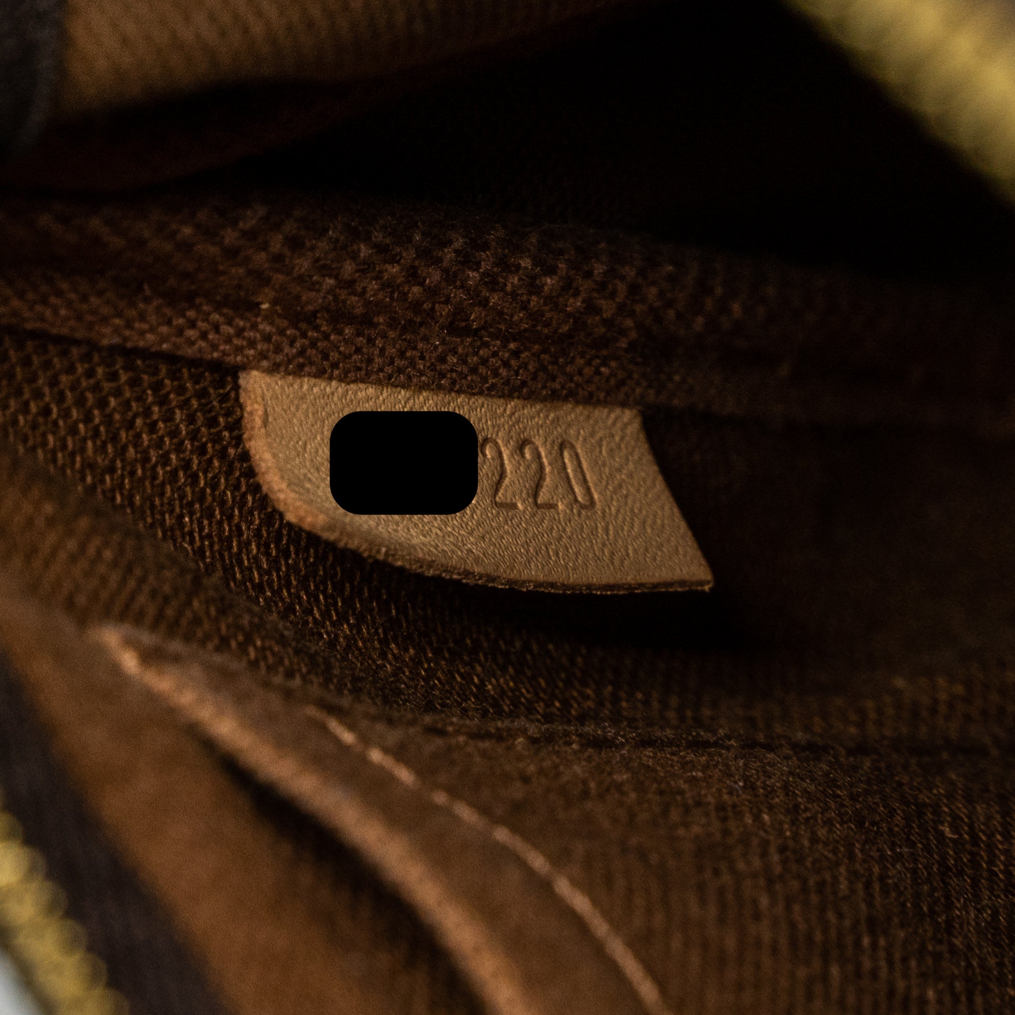 louis-vuitton-multi-pochette-accessories-monogram-canvas-khaki-strap-ghw