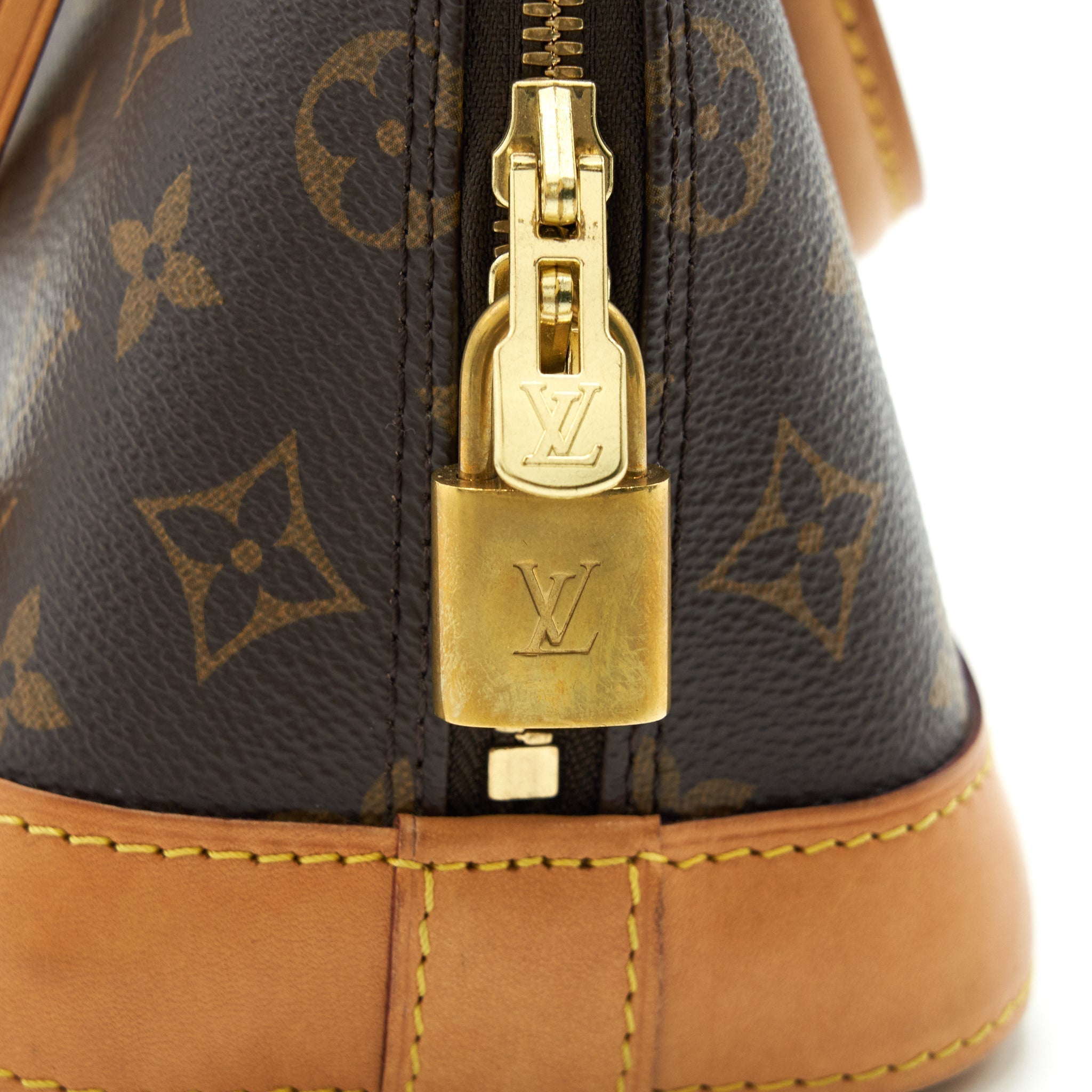 louis-vuitton-monogram-canvas-alma-bb